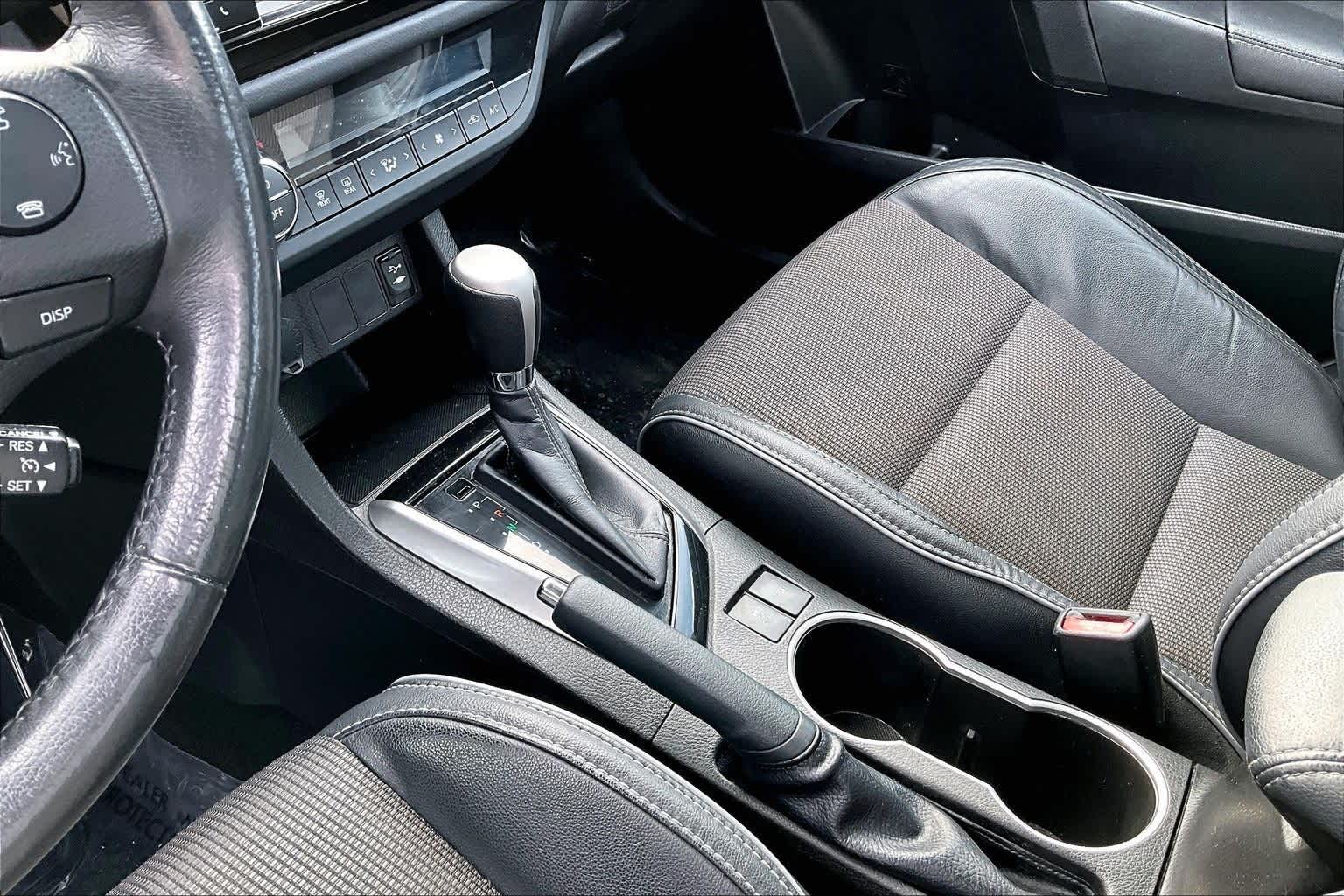 Thumbnail: 2016 Toyota Corolla - 17