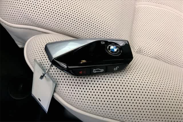 Thumbnail: 2024 BMW i7 - 19