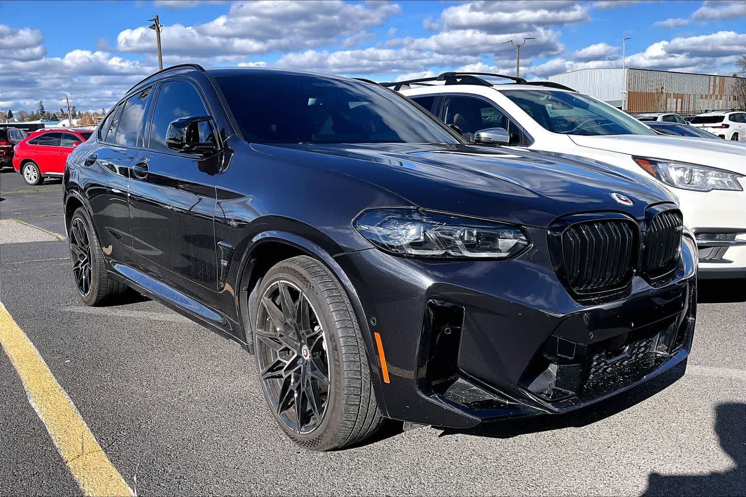 Thumbnail: 2023 BMW X4 - 11