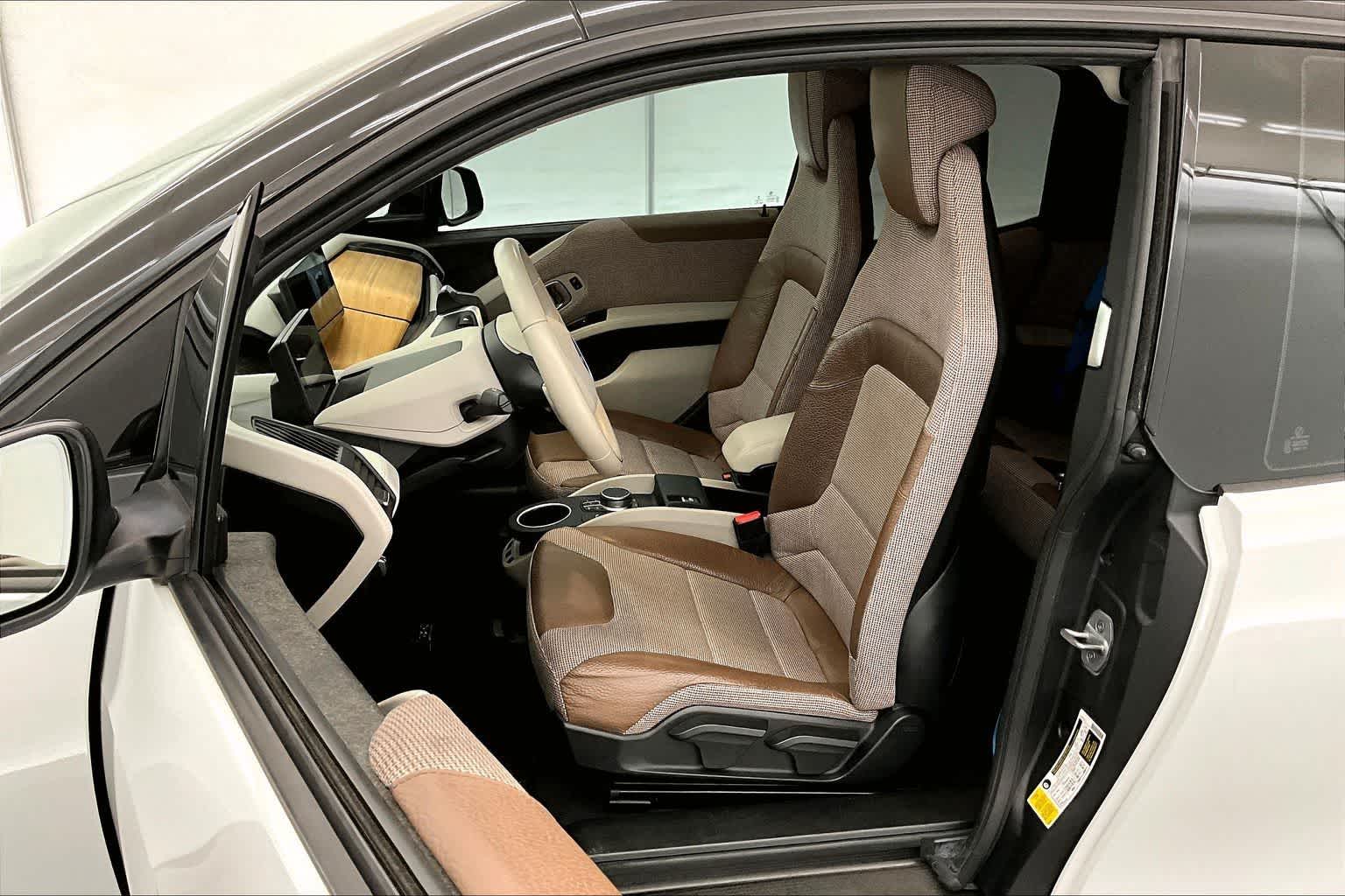 Thumbnail: 2019 BMW i3 - 11