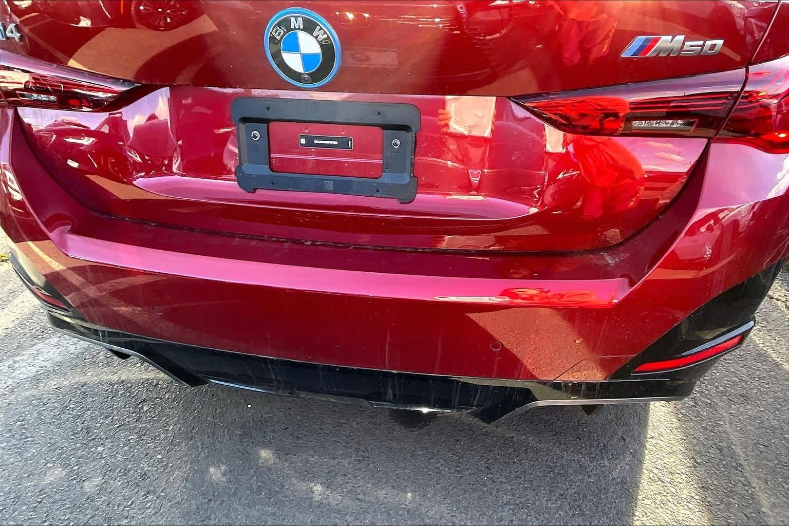 Thumbnail: 2025 BMW i4 - 10