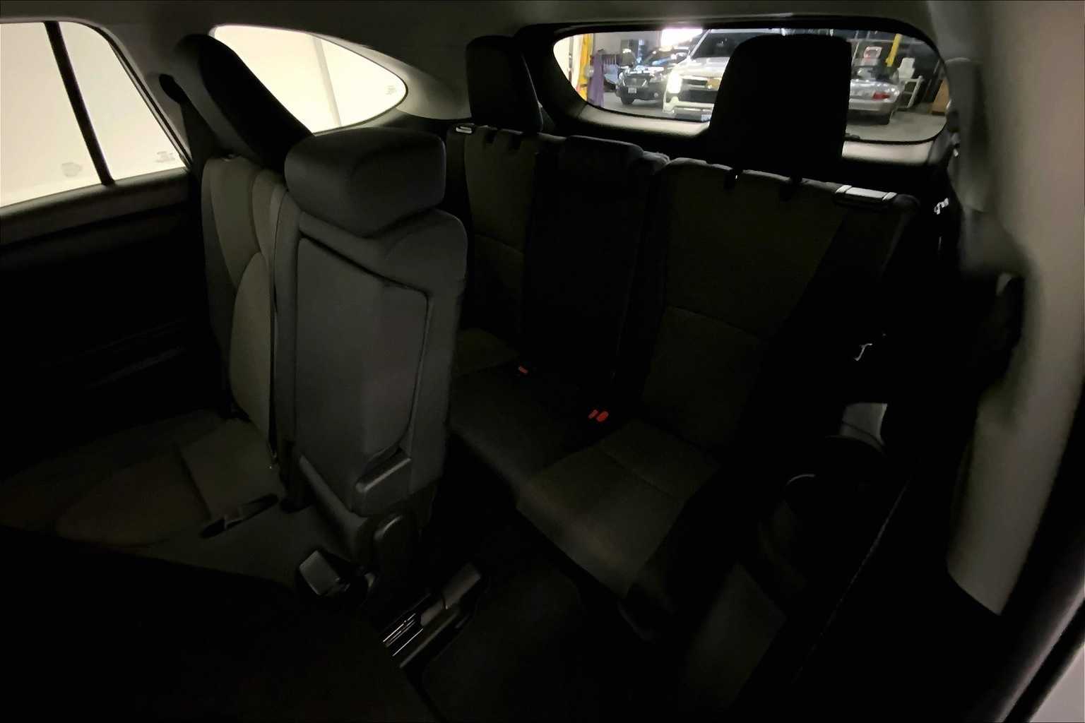 Thumbnail: 2024 Toyota Highlander - 29