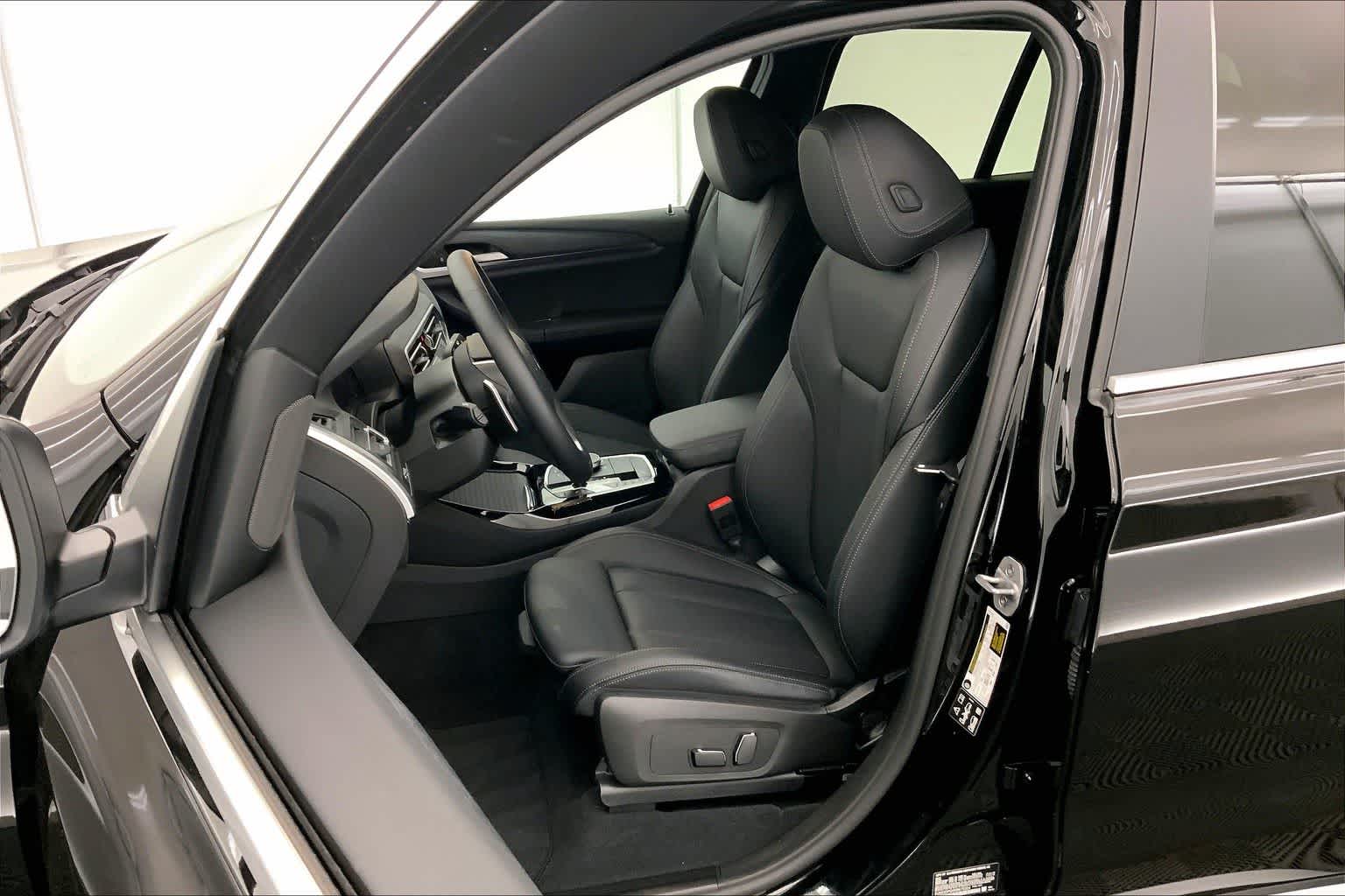 Thumbnail: 2024 BMW X3 - 11