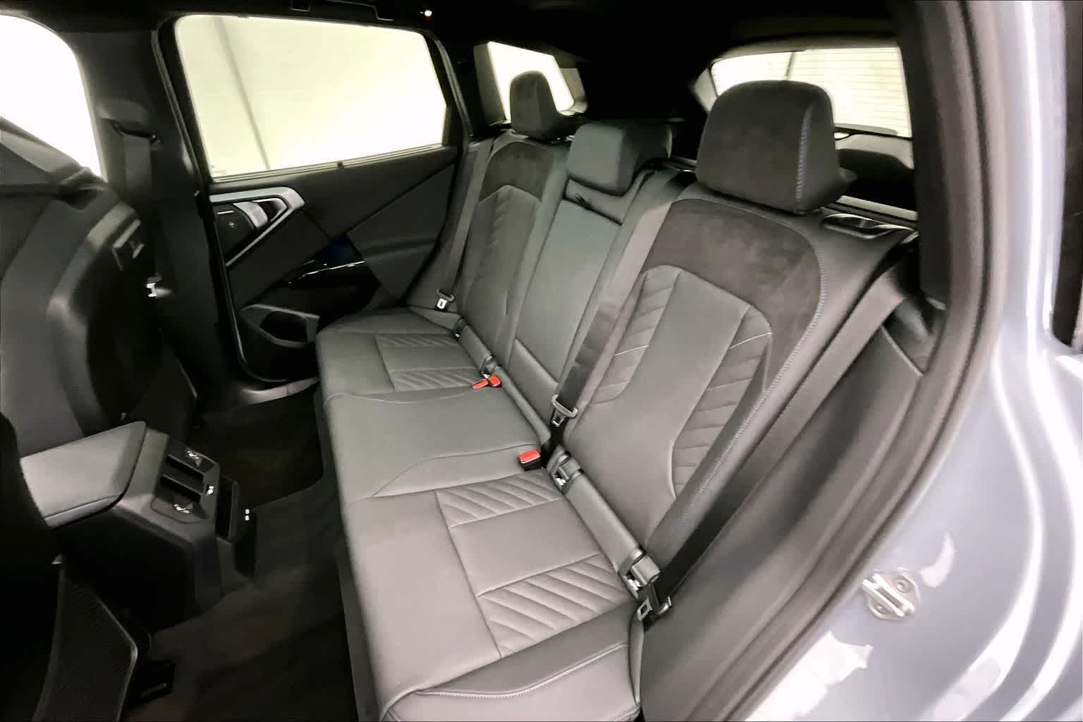 Thumbnail: 2026 BMW X3 - 13