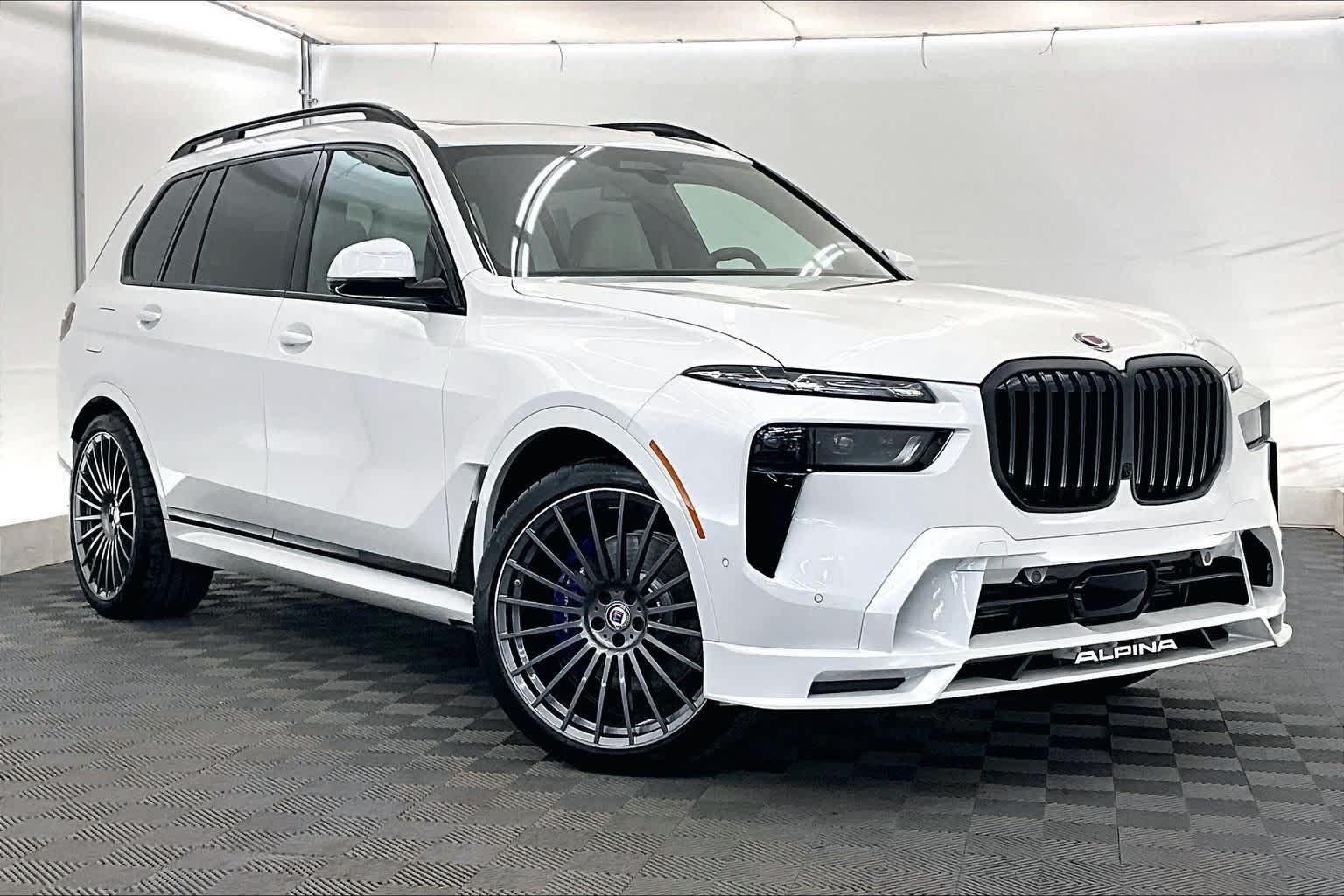 Thumbnail: 2026 BMW X7 - 21