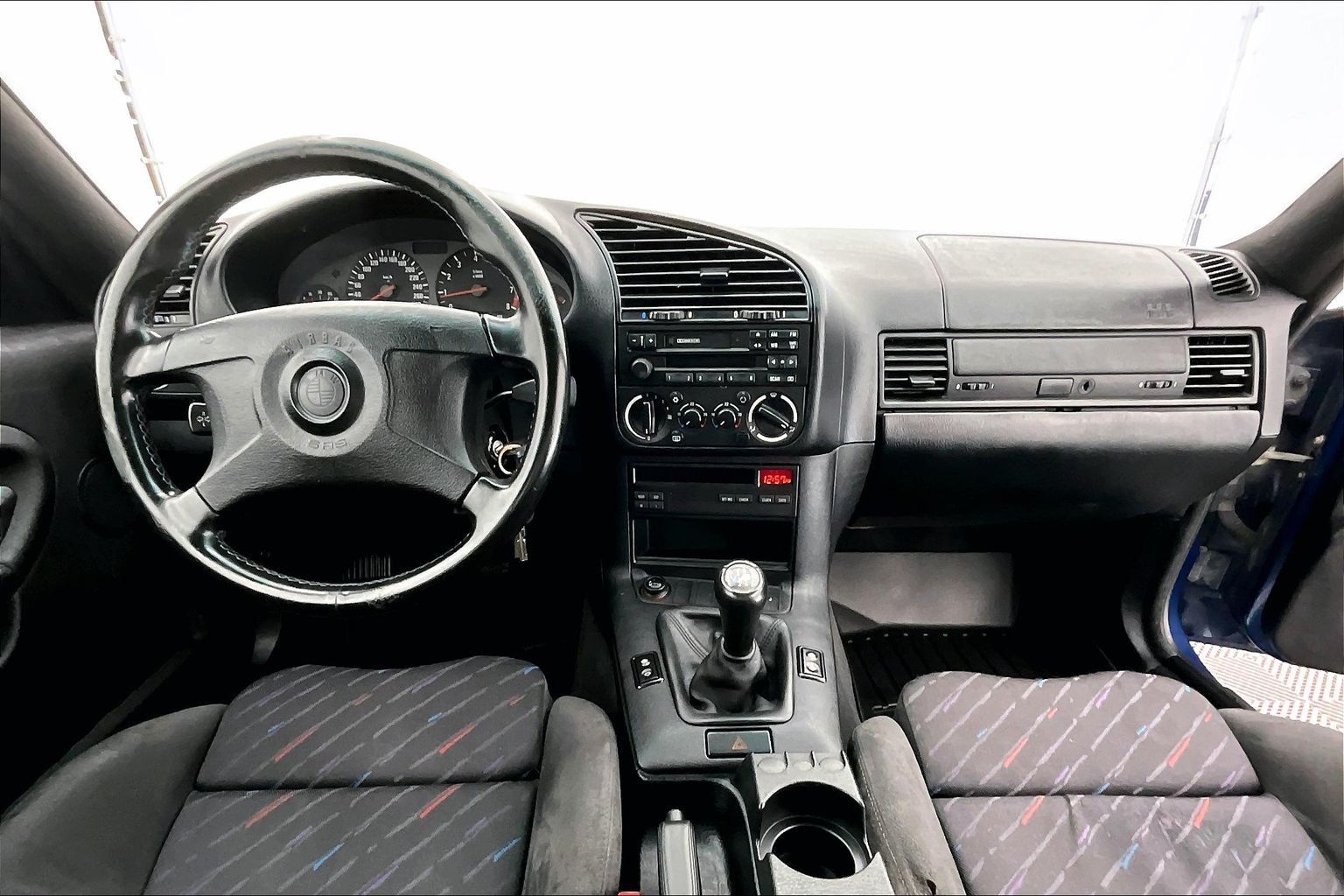 Thumbnail: 1994 BMW M3 - 10