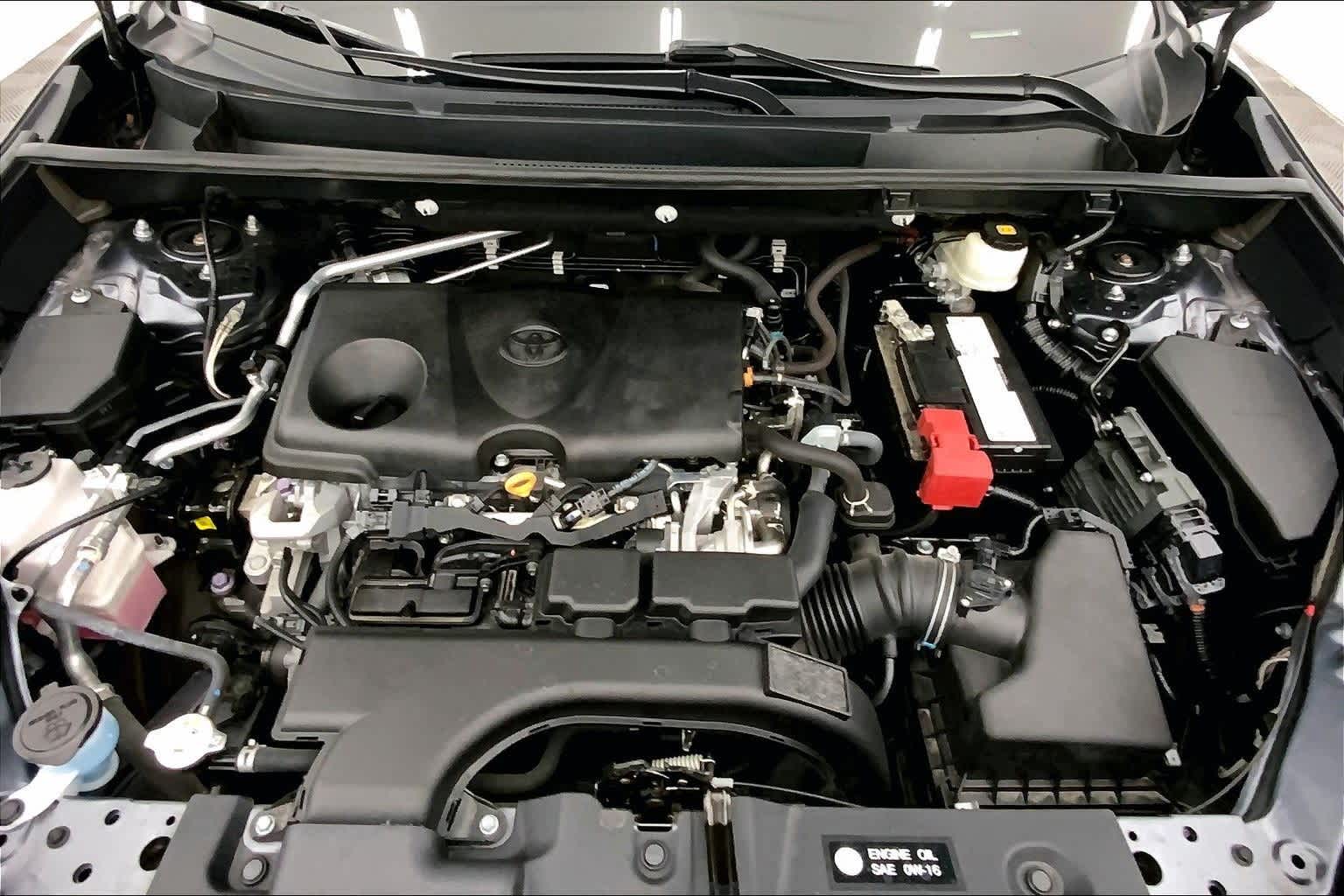 Thumbnail: 2021 Toyota RAV4 - 9