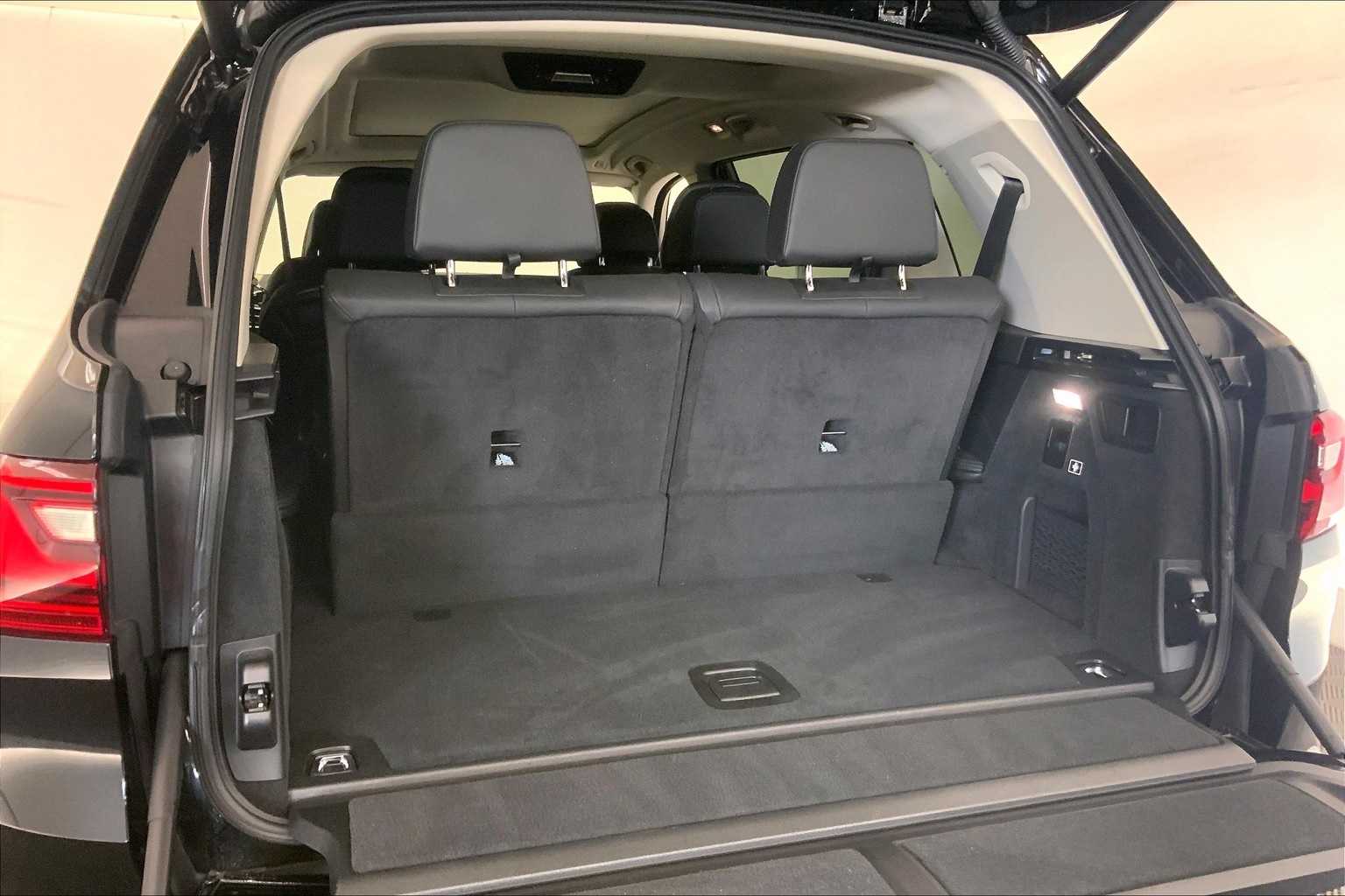 Thumbnail: 2022 BMW X7 - 18