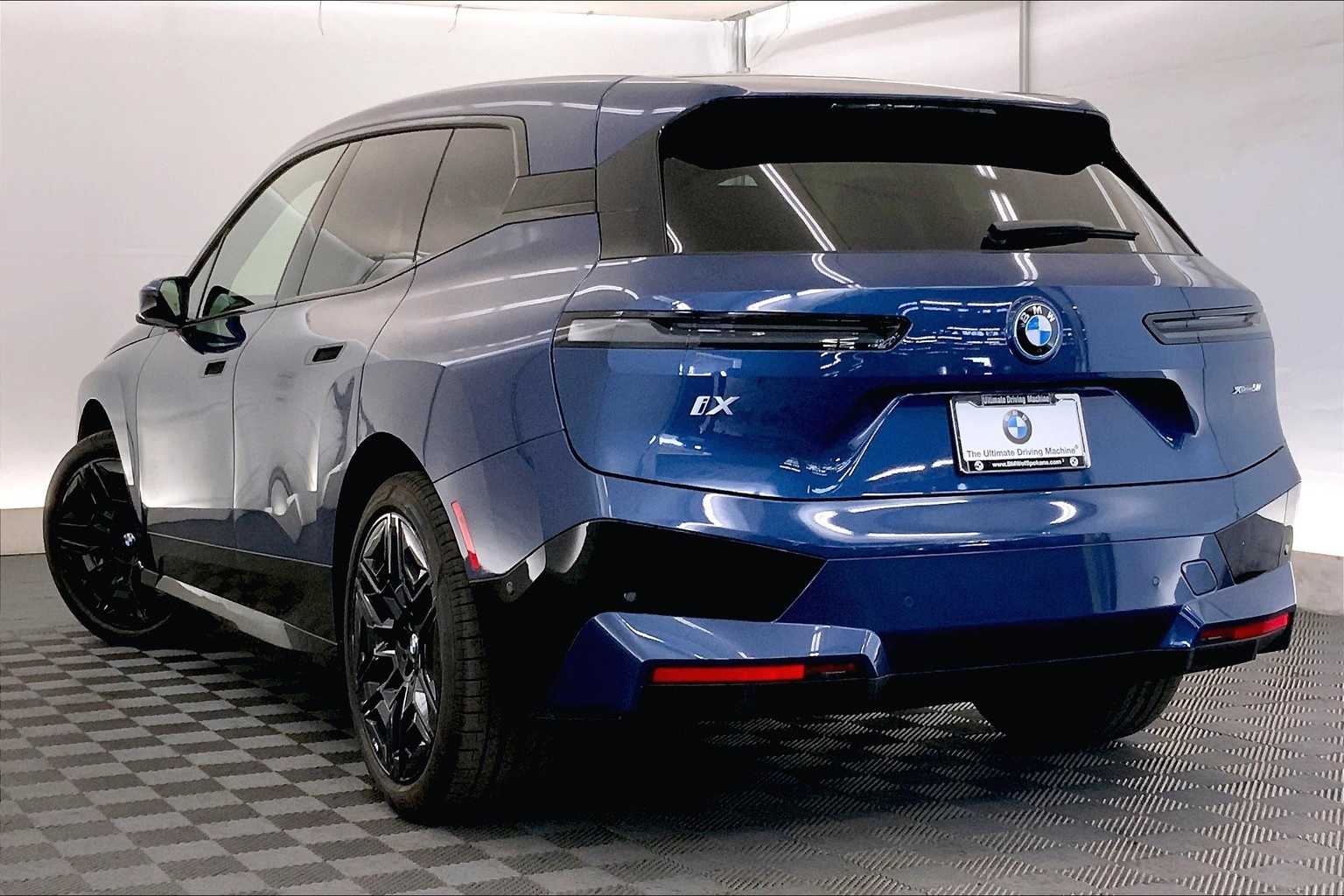 Thumbnail: 2025 BMW iX - 4