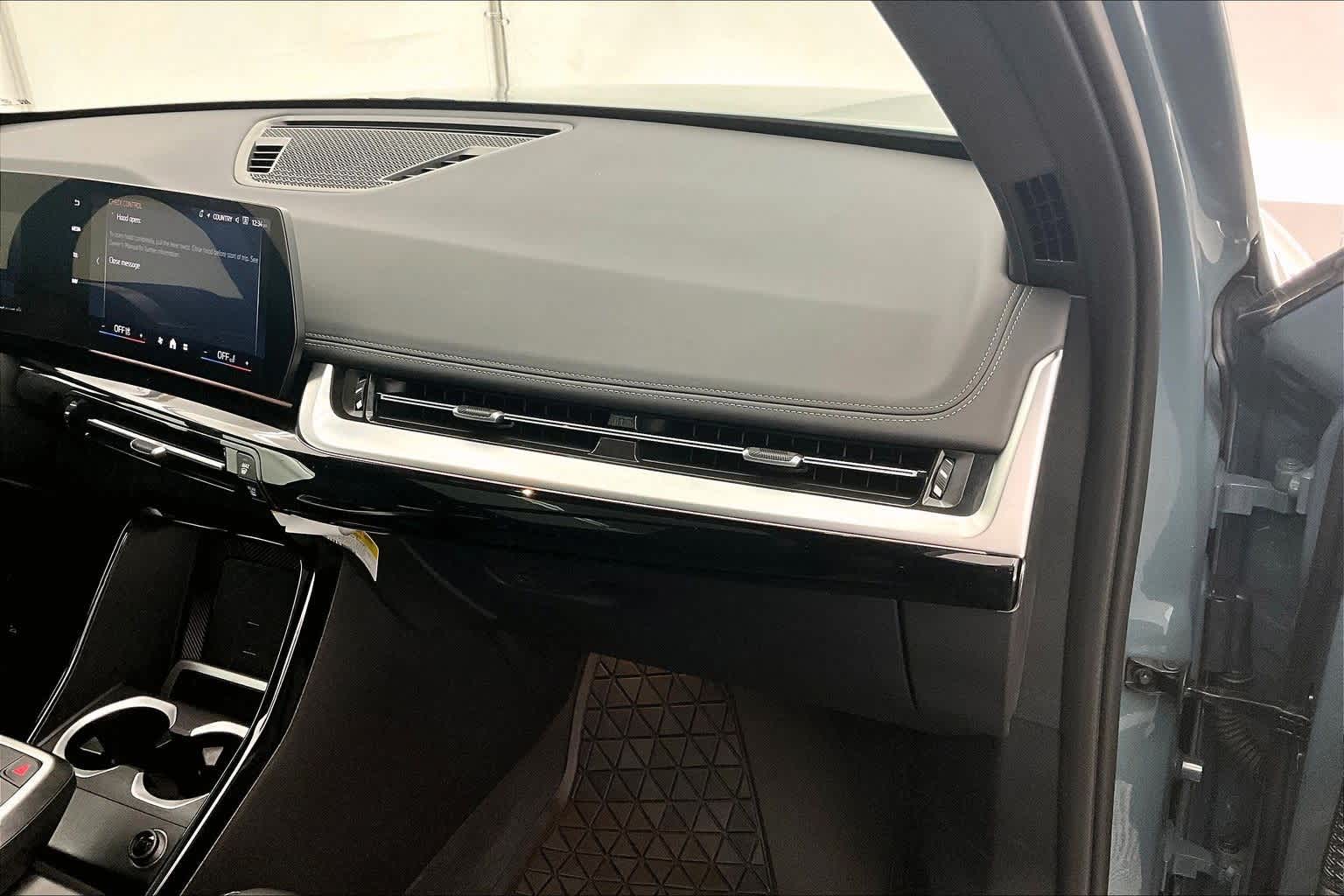 Thumbnail: 2025 BMW X1 - 23