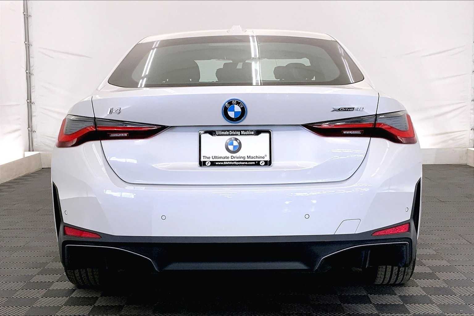 Thumbnail: 2025 BMW i4 - 5