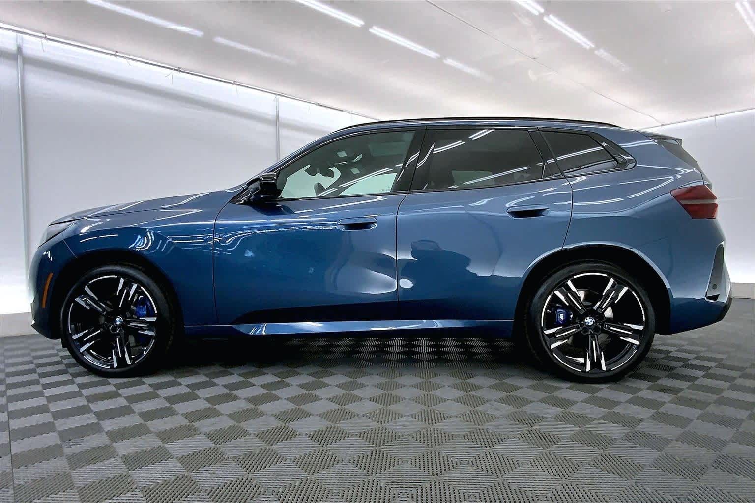 Thumbnail: 2025 BMW X3 - 3