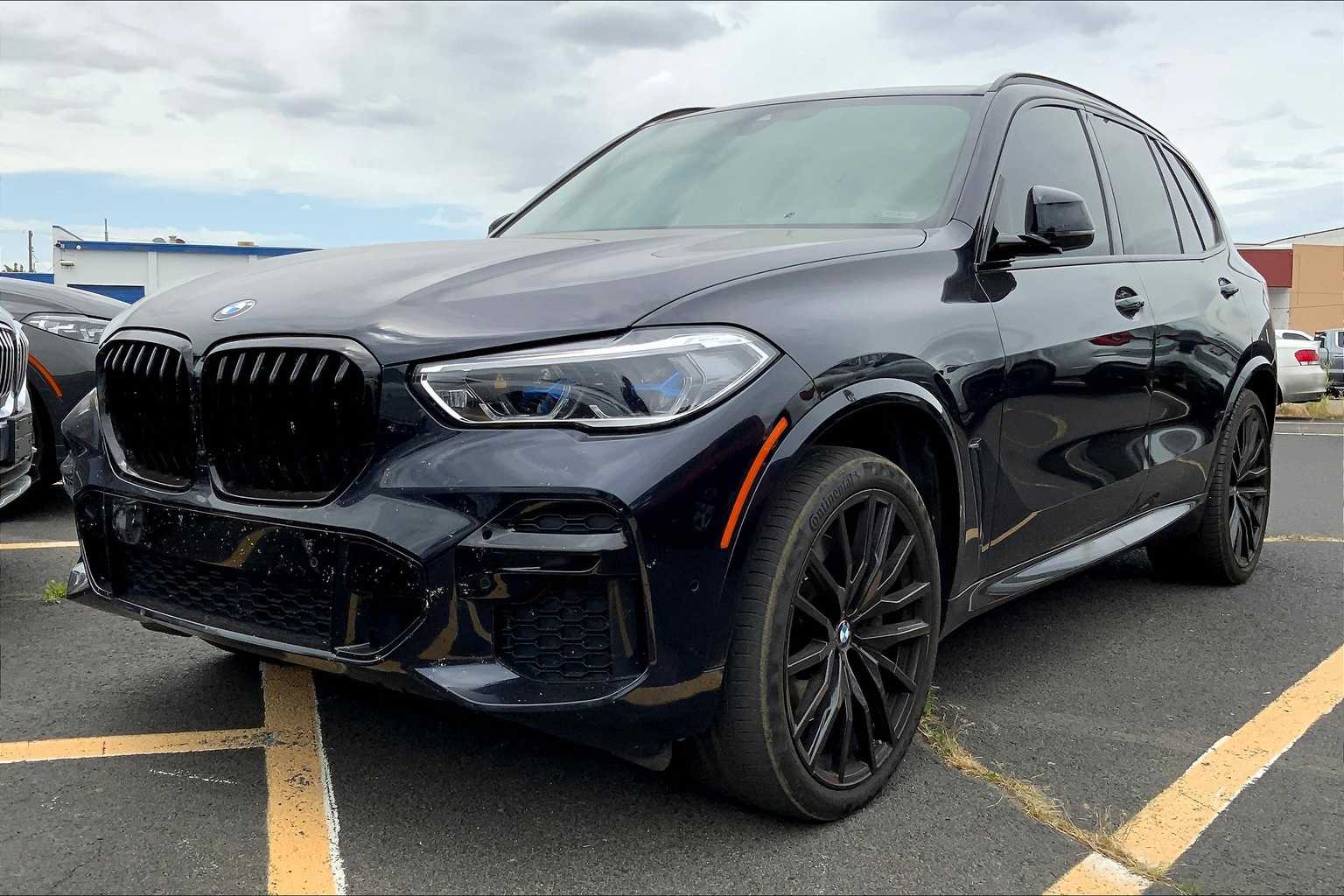 Thumbnail: 2022 BMW X5 - 1