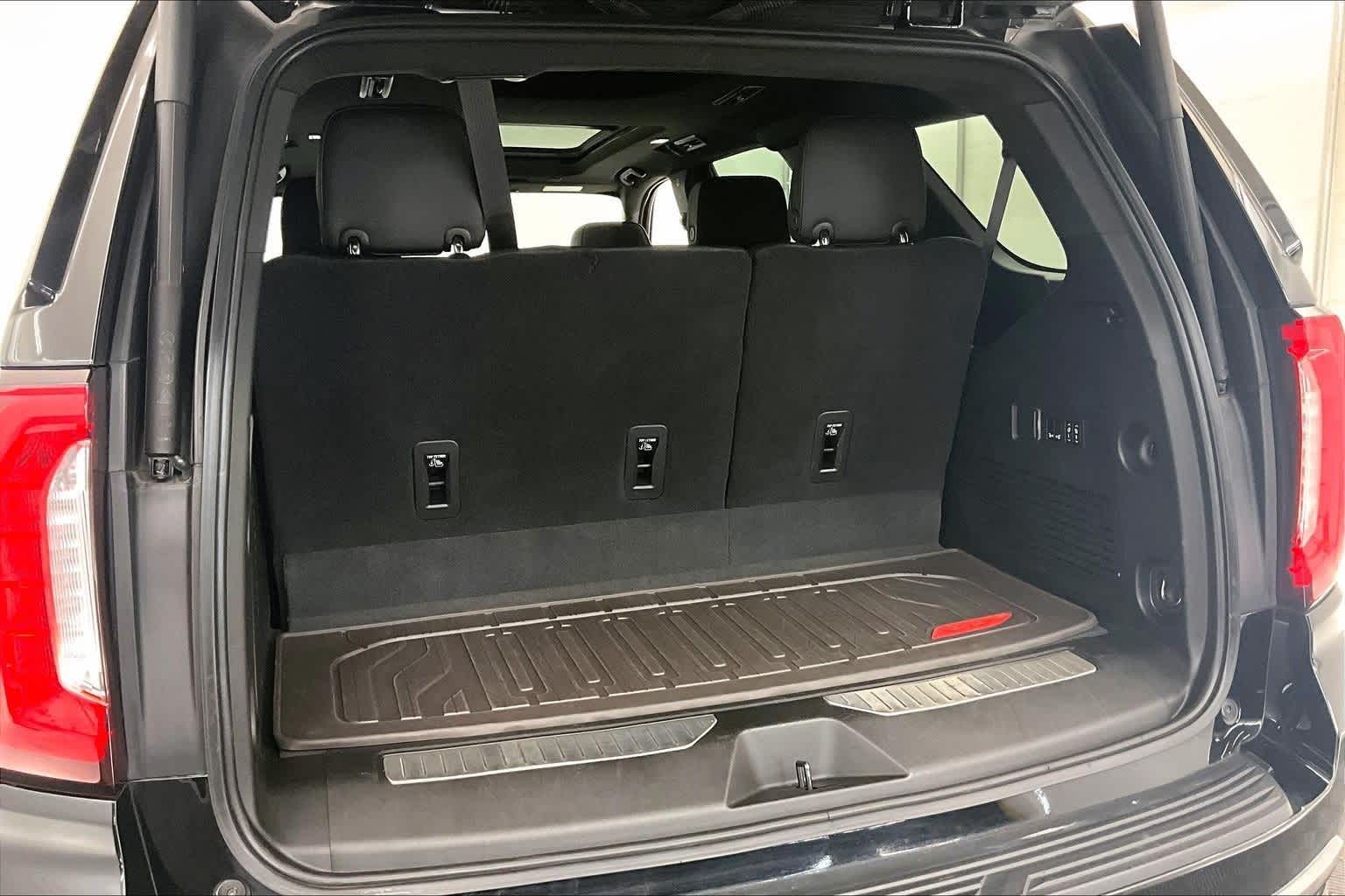 Thumbnail: 2021 GMC Yukon - 18