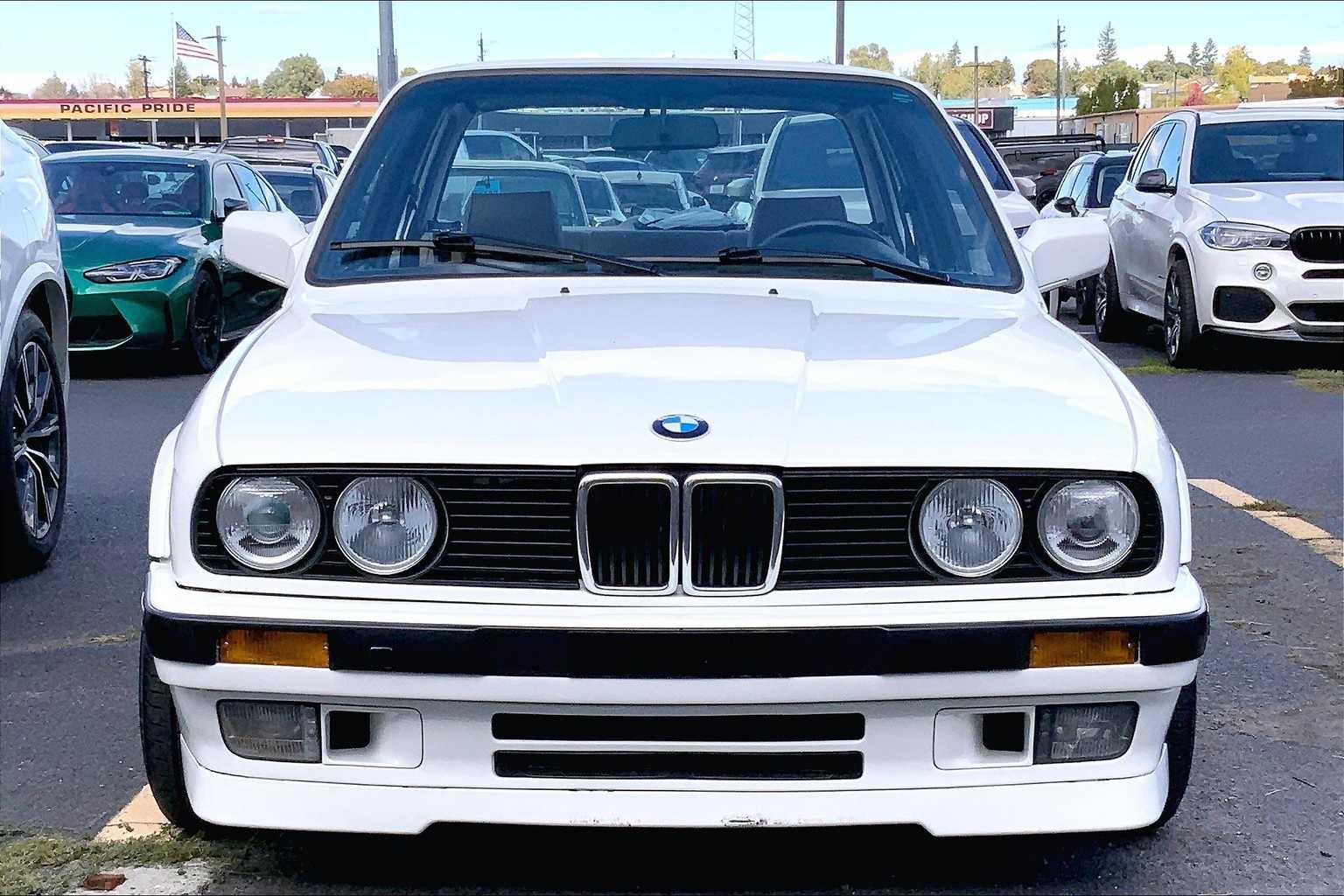 Thumbnail: 1991 BMW 3 Series - 6