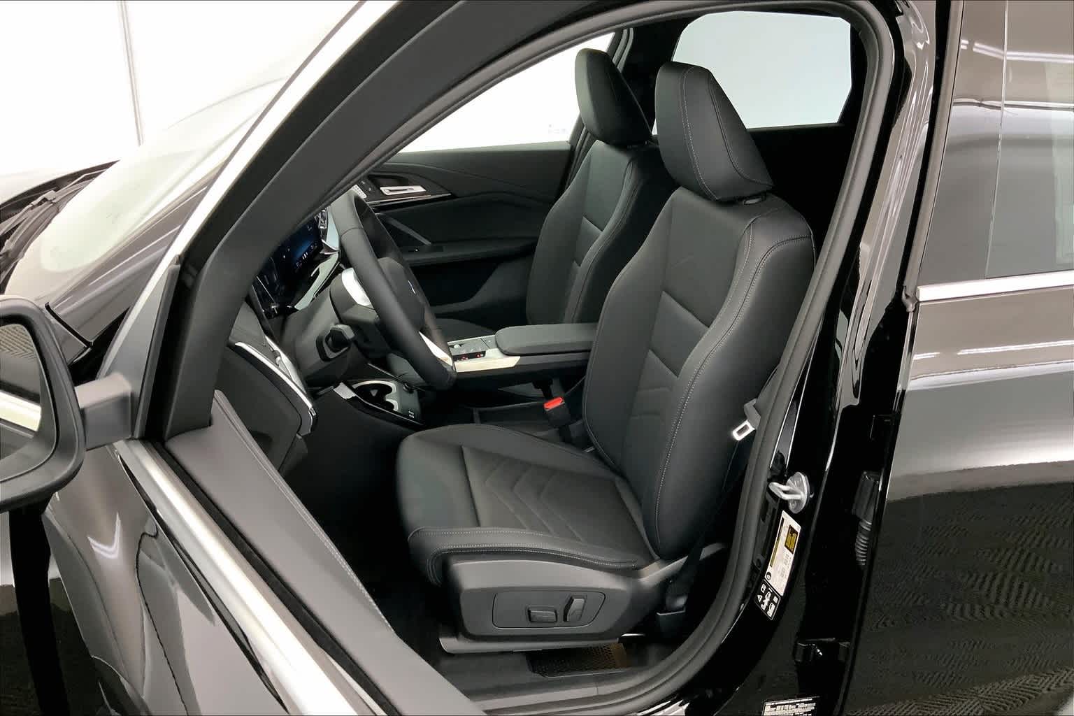 Thumbnail: 2025 BMW X1 - 11