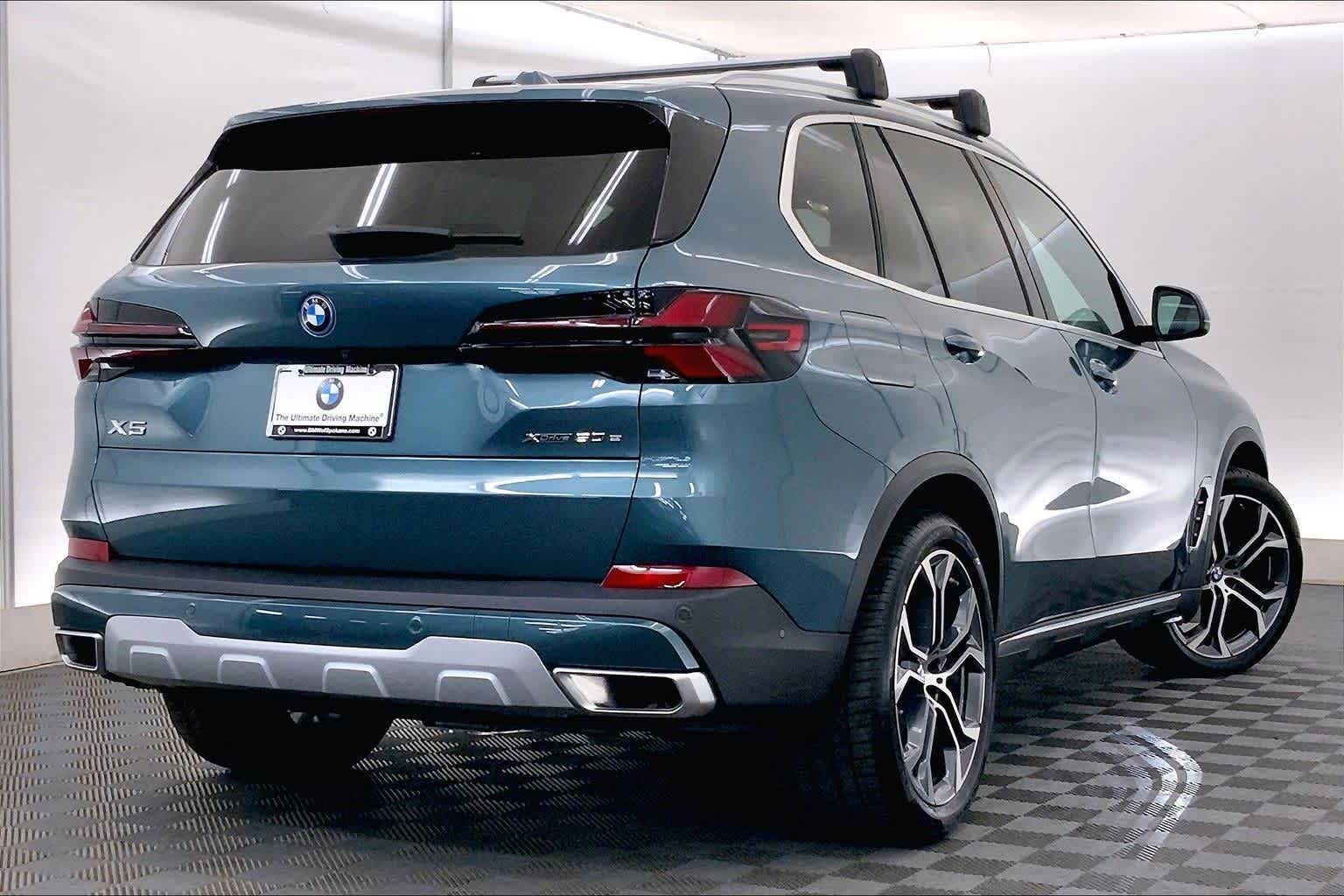 Thumbnail: 2025 BMW X5 - 22