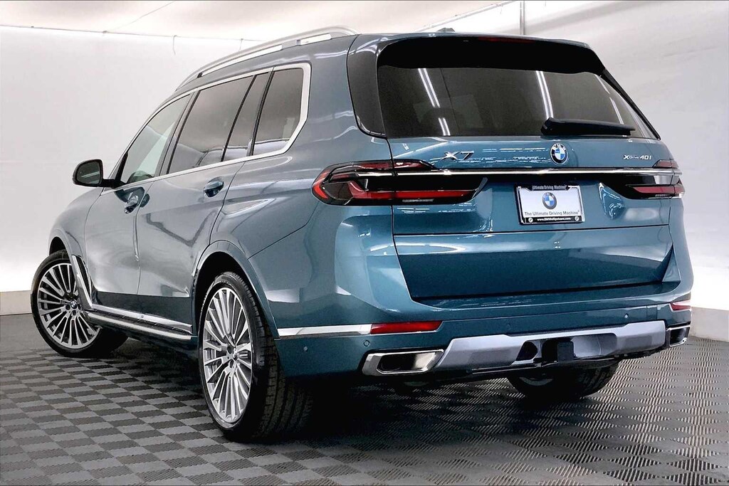 New 2026 BMW X7 xDrive40i SUV