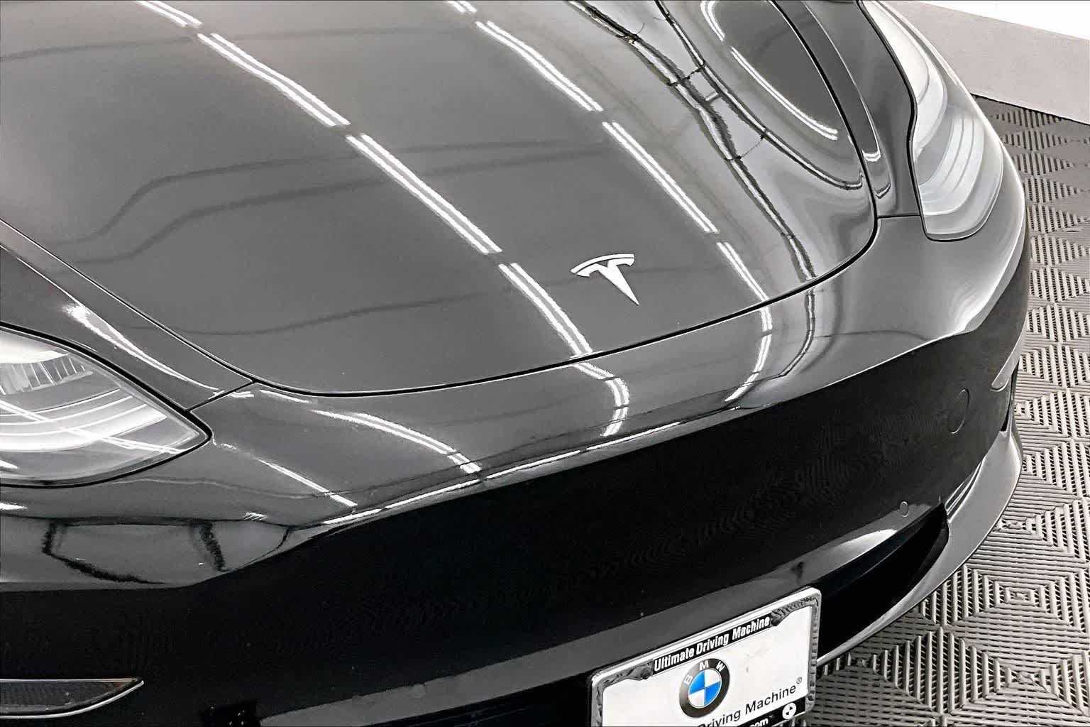 Thumbnail: 2019 Tesla Model 3 - 33