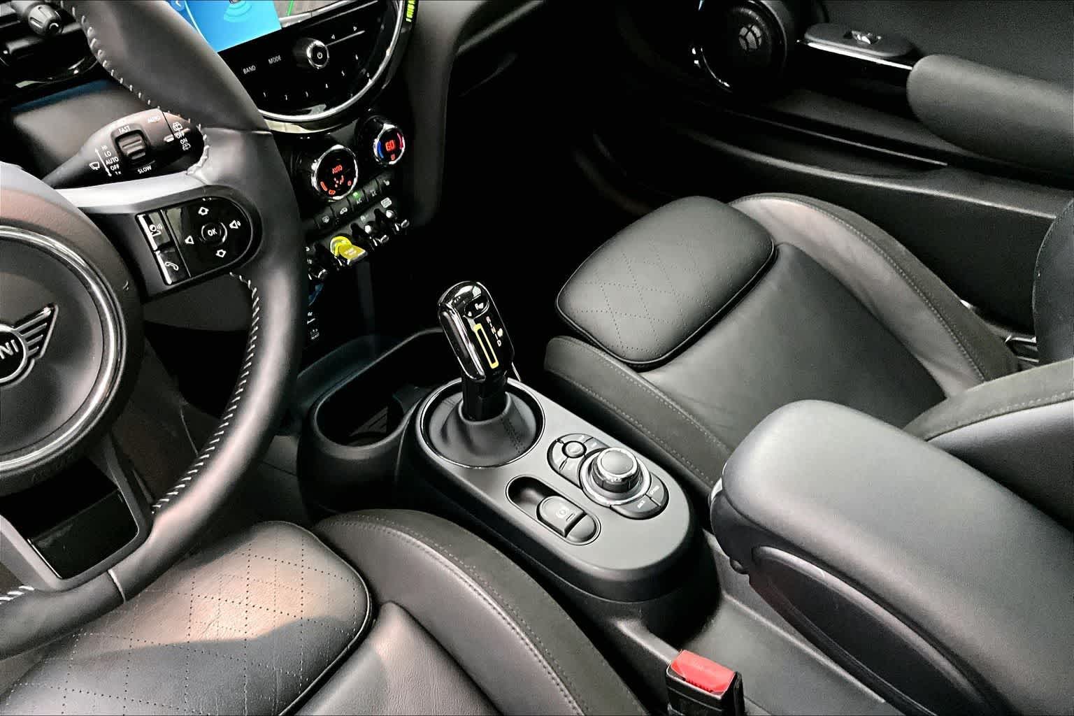 Thumbnail: 2024 MINI Cooper Hardtop - 15