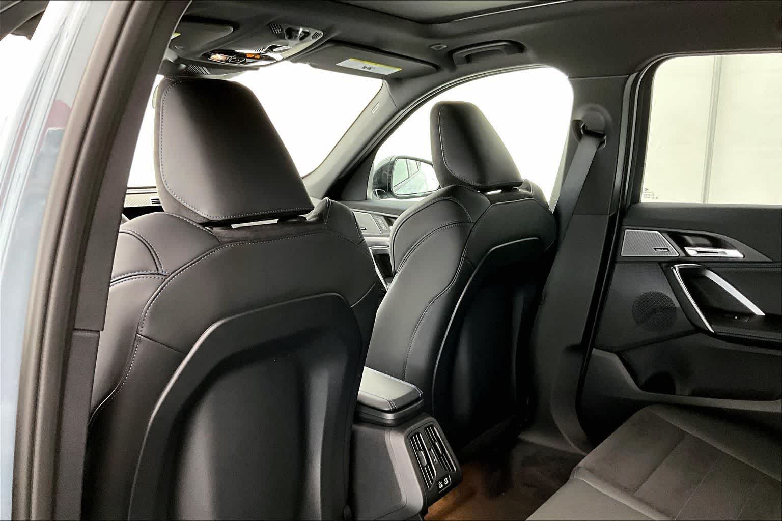 Thumbnail: 2026 BMW X1 - 12