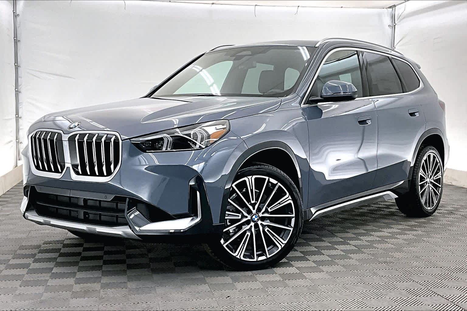 Thumbnail: 2026 BMW X1 - 1