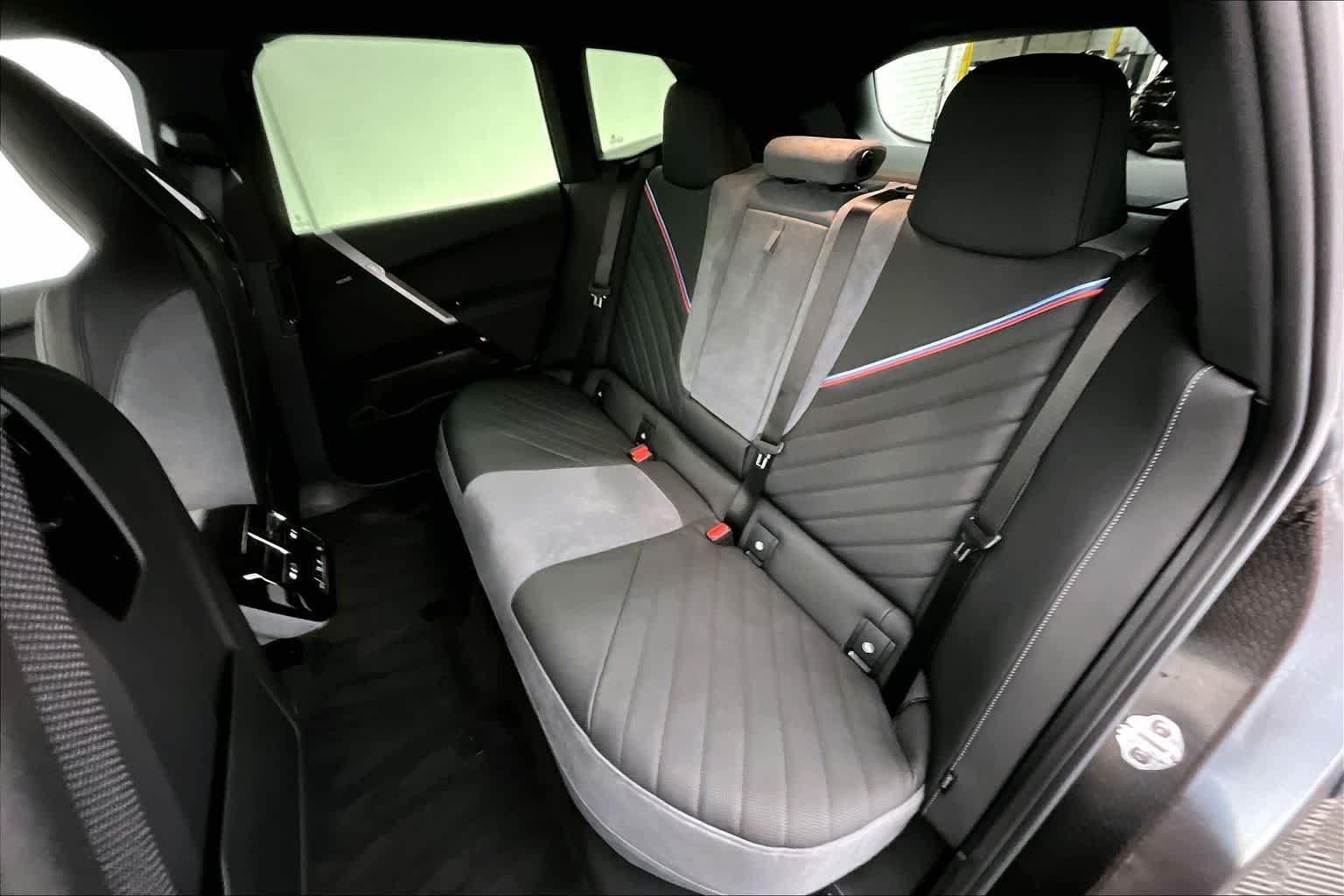 Thumbnail: 2026 BMW iX - 12