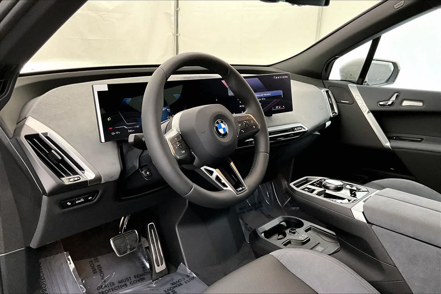 Thumbnail: 2026 BMW iX - 2