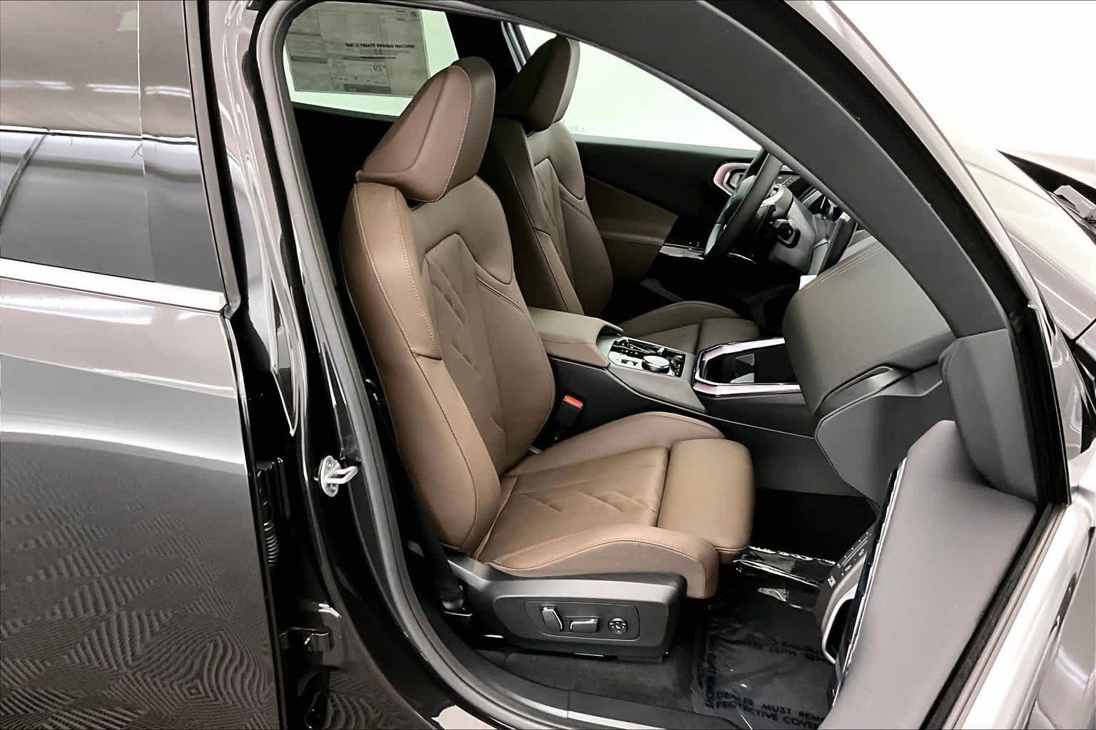 Thumbnail: 2026 BMW X3 - 14