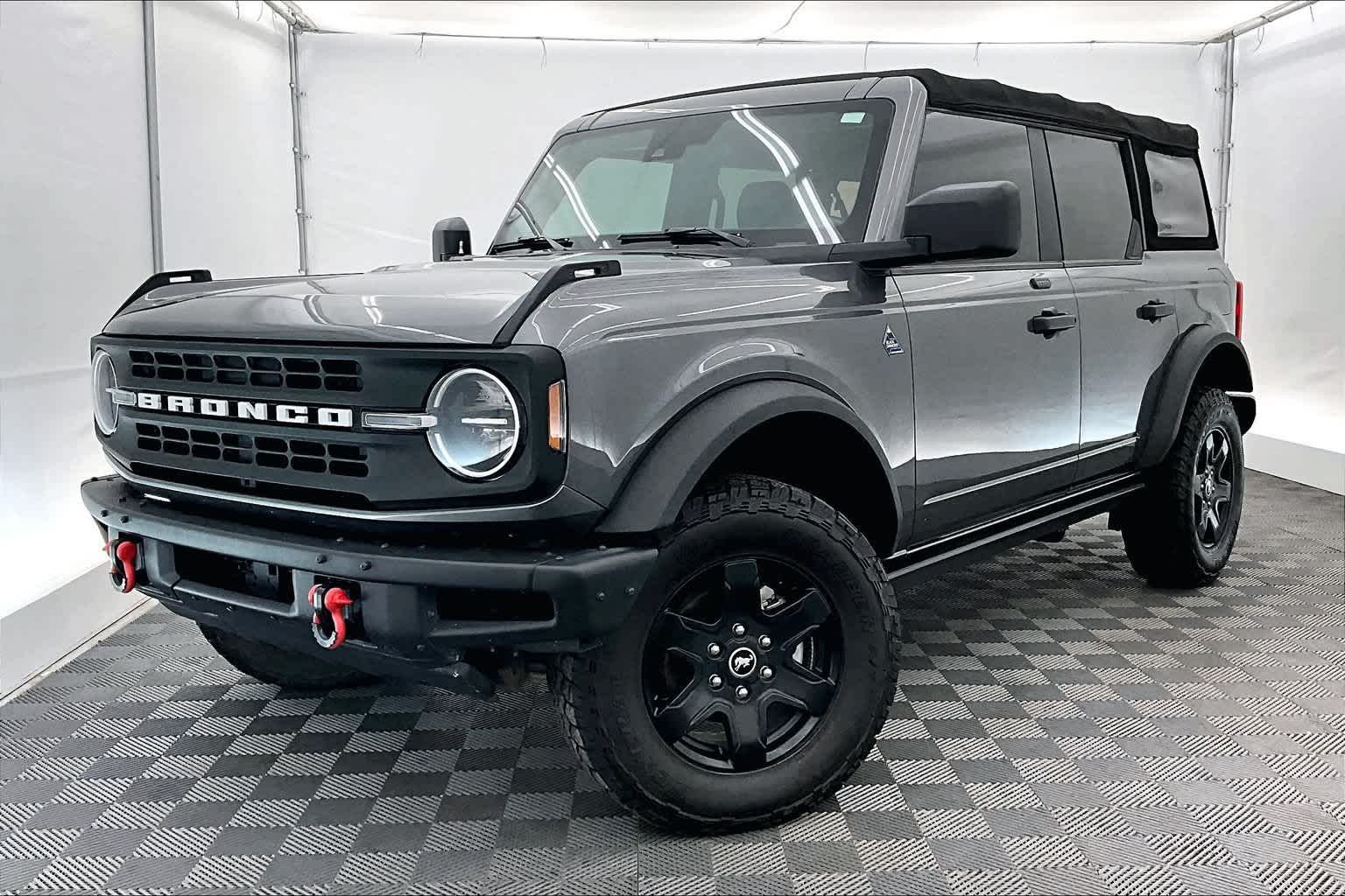 2021 Ford Bronco 4-Door Black Diamond