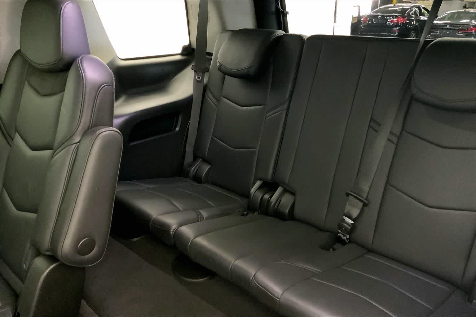 Thumbnail: 2020 Cadillac Escalade - 29