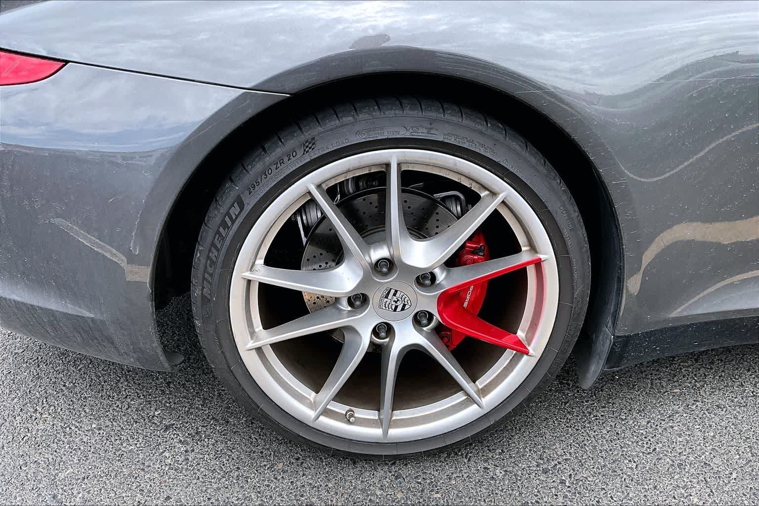 Thumbnail: 2013 Porsche 911 - 19