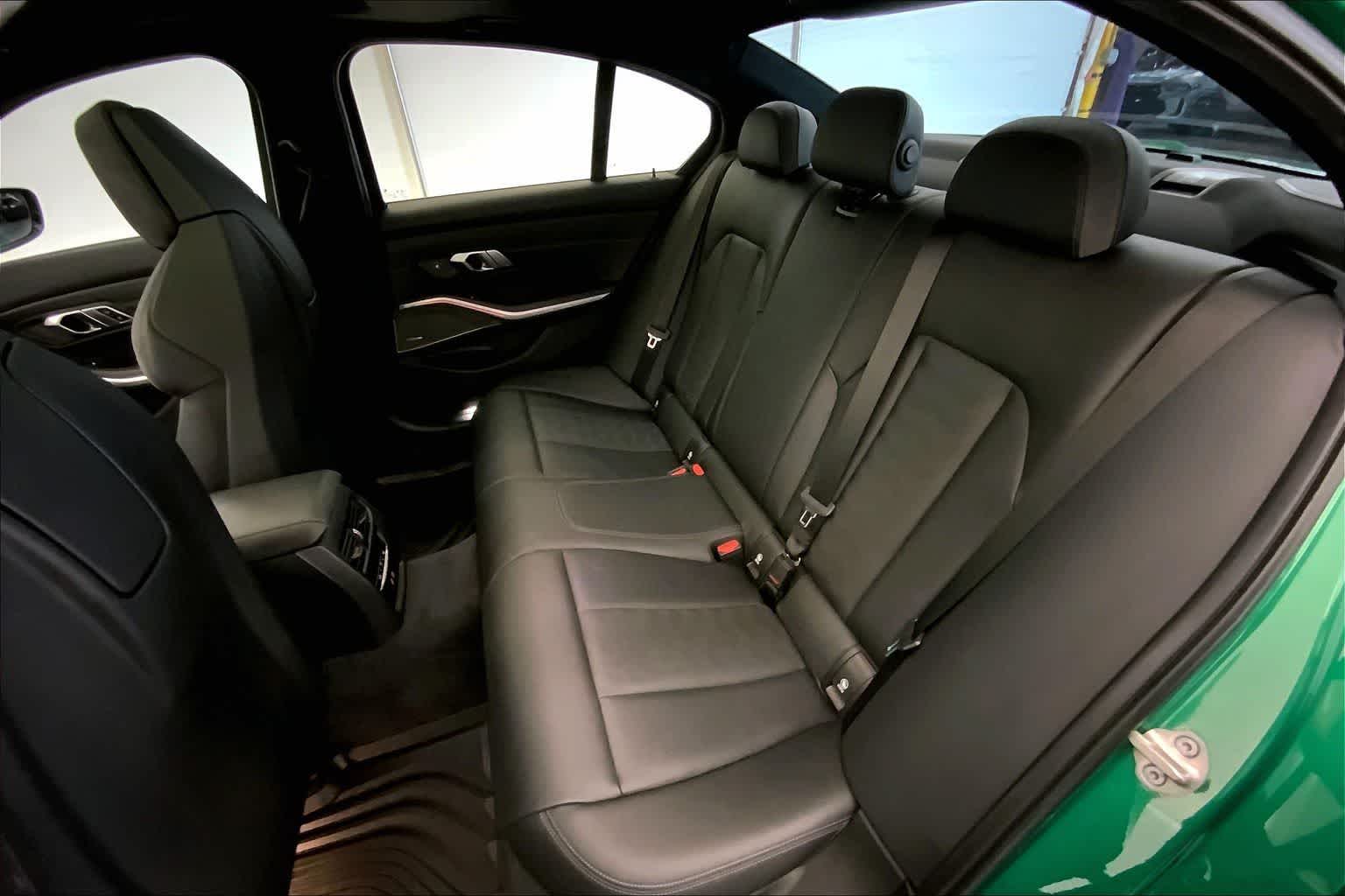 Thumbnail: 2022 BMW M3 - 29