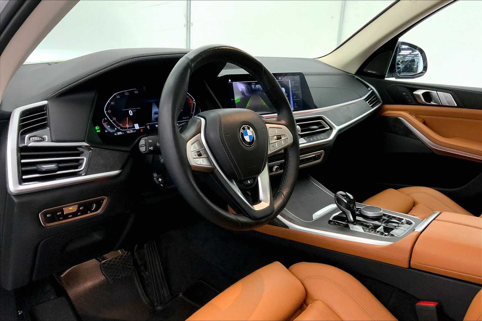 Thumbnail: 2021 BMW X7 - 2