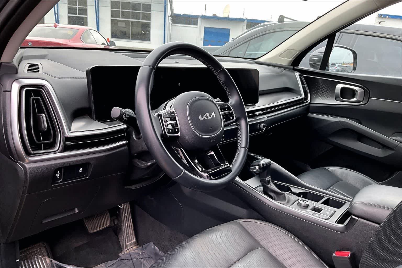 Thumbnail: 2024 Kia Sorento - 2