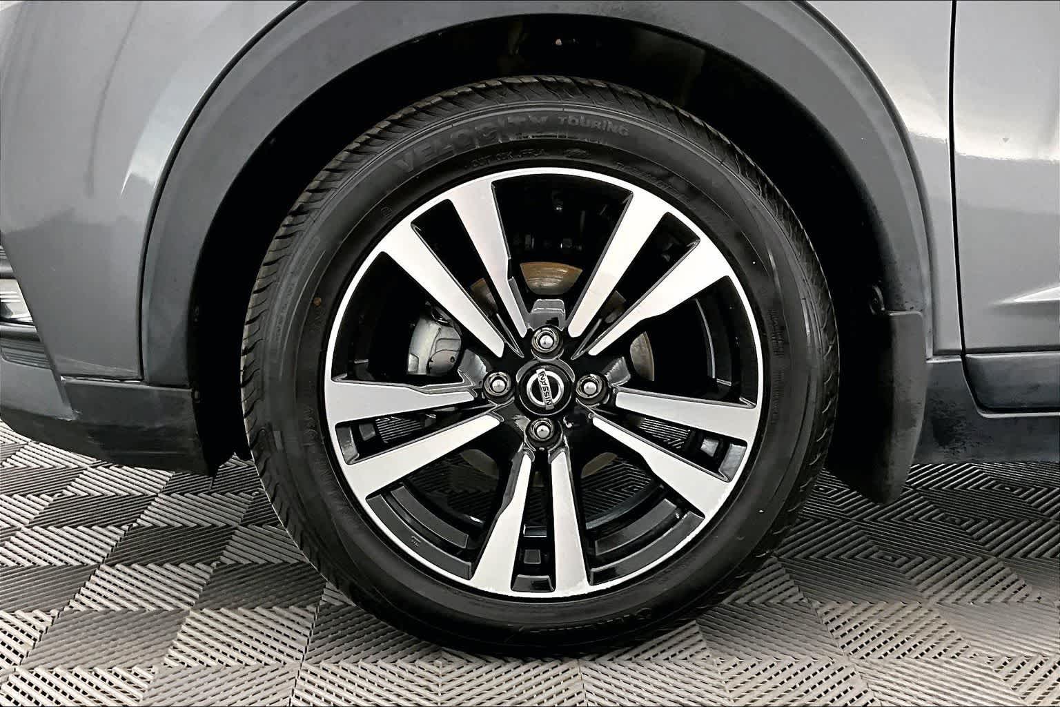 Thumbnail: 2019 Nissan Kicks - 8