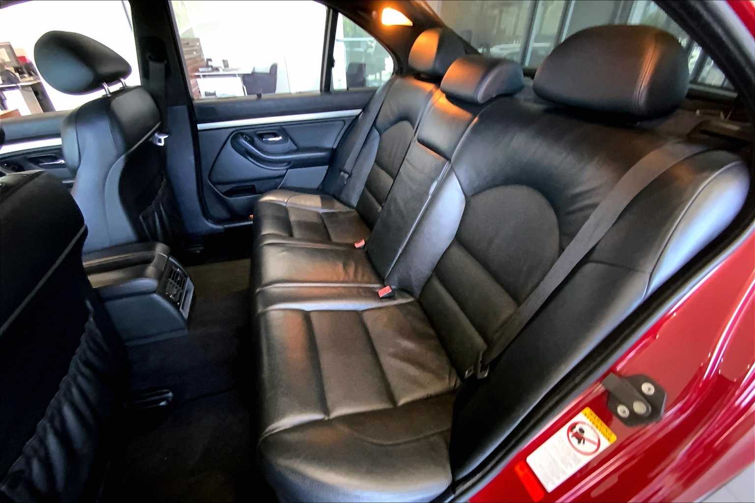 Thumbnail: 2001 BMW M5 - 29