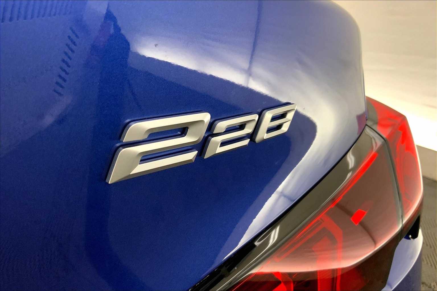 Thumbnail: 2025 BMW 2 Series - 7