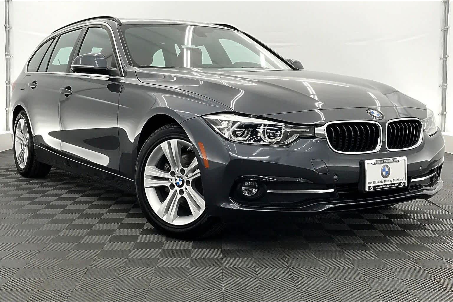 Thumbnail: 2016 BMW 3 Series - 1