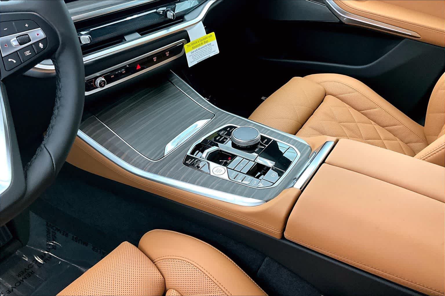 Thumbnail: 2026 BMW X5 - 17