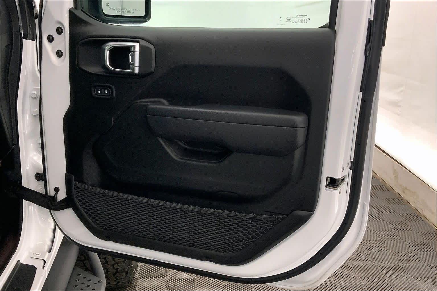 Thumbnail: 2024 Jeep Wrangler - 28