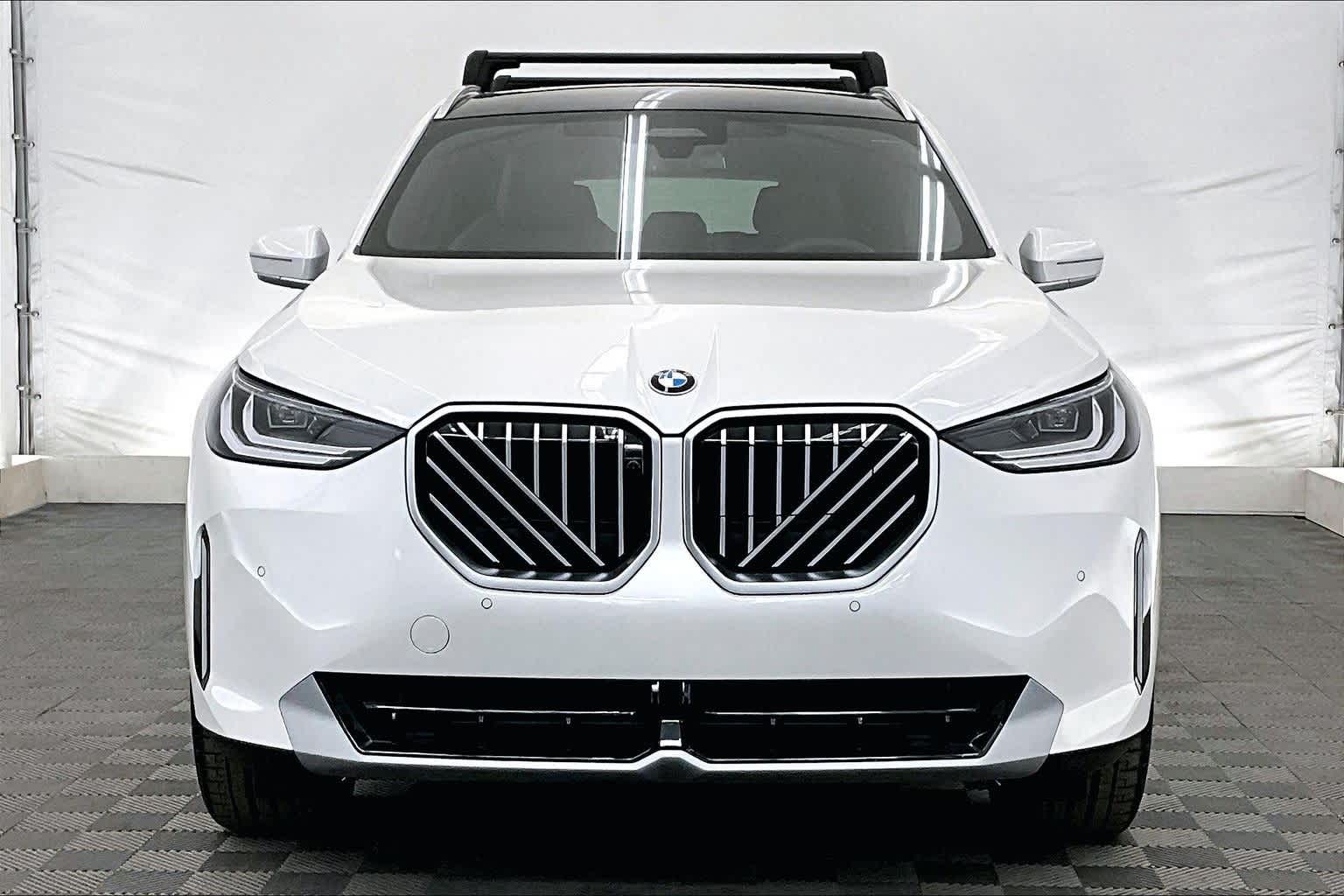 Thumbnail: 2026 BMW X3 - 6