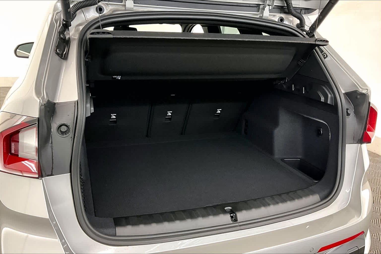 Thumbnail: 2026 BMW X1 - 19