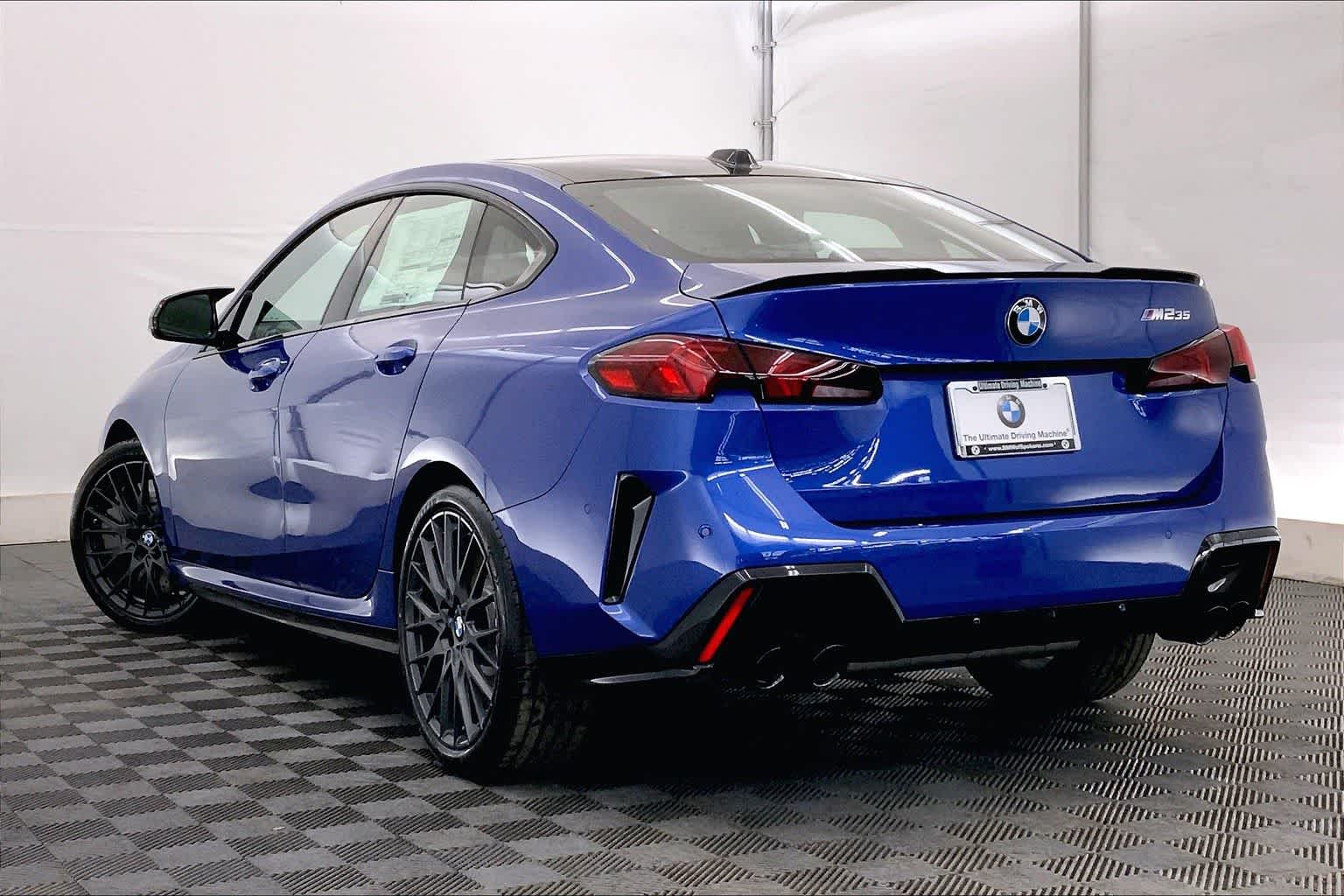 Thumbnail: 2025 BMW 2 Series - 4