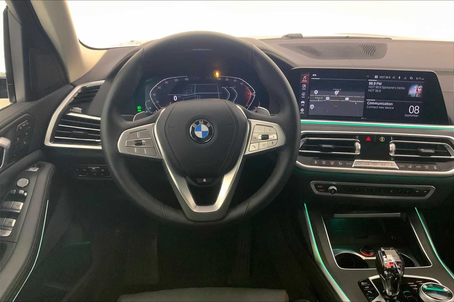 Thumbnail: 2022 BMW X7 - 14