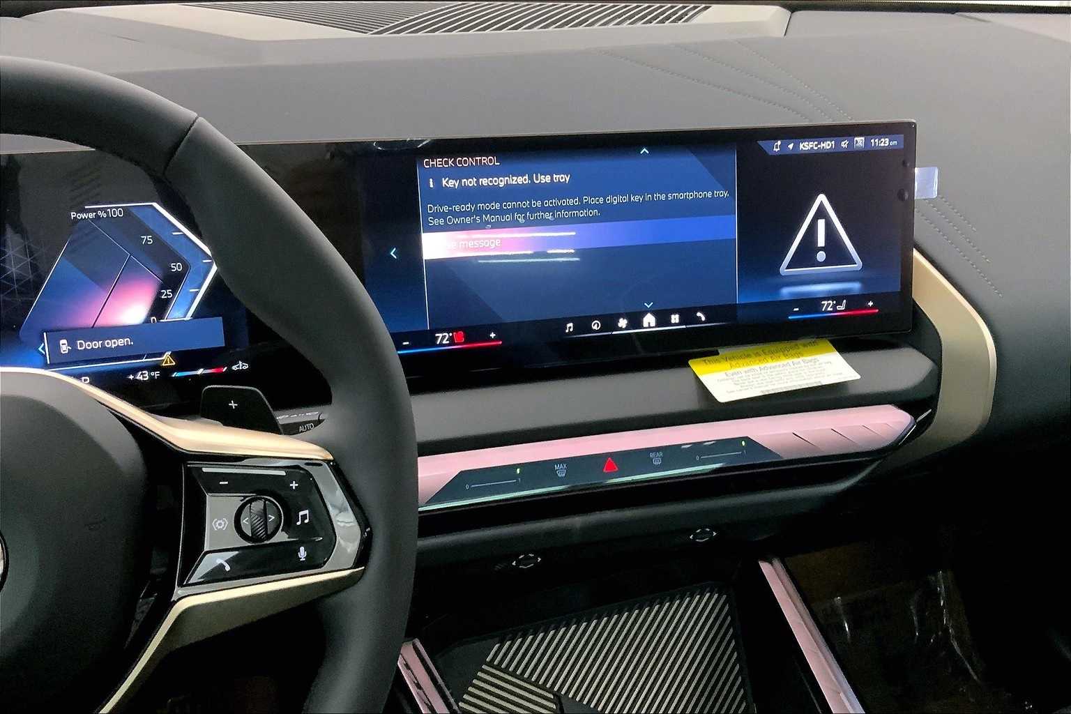 Thumbnail: 2025 BMW X3 - 16