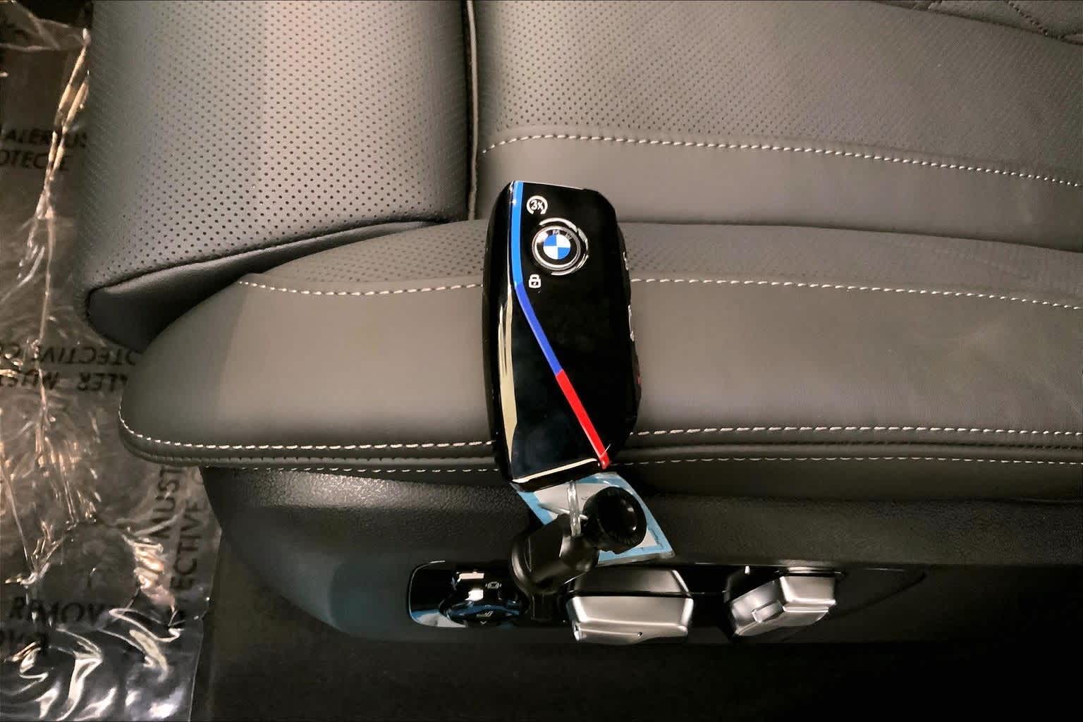 Thumbnail: 2026 BMW X7 - 20