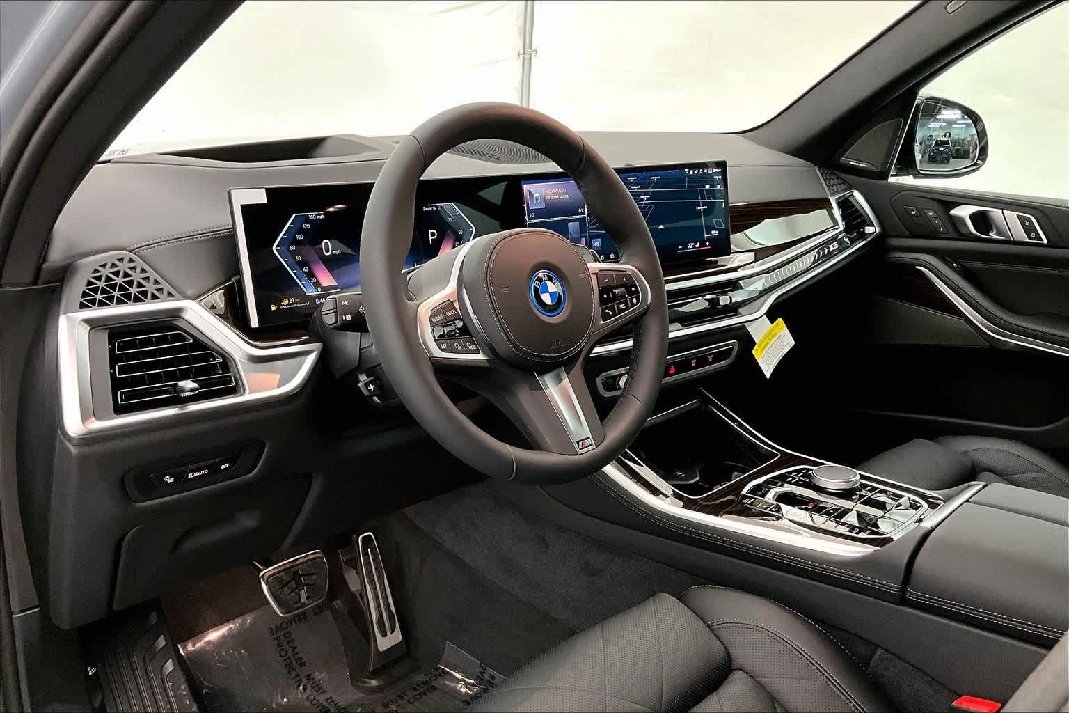 Thumbnail: 2026 BMW X5 - 2