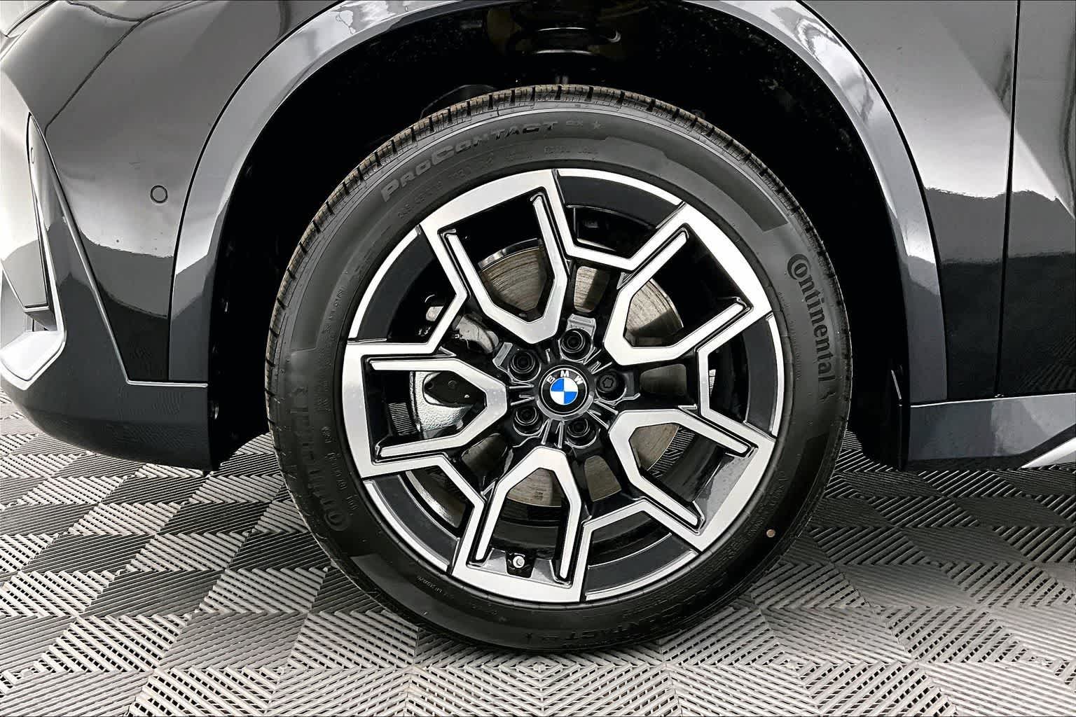 Thumbnail: 2026 BMW X1 - 8