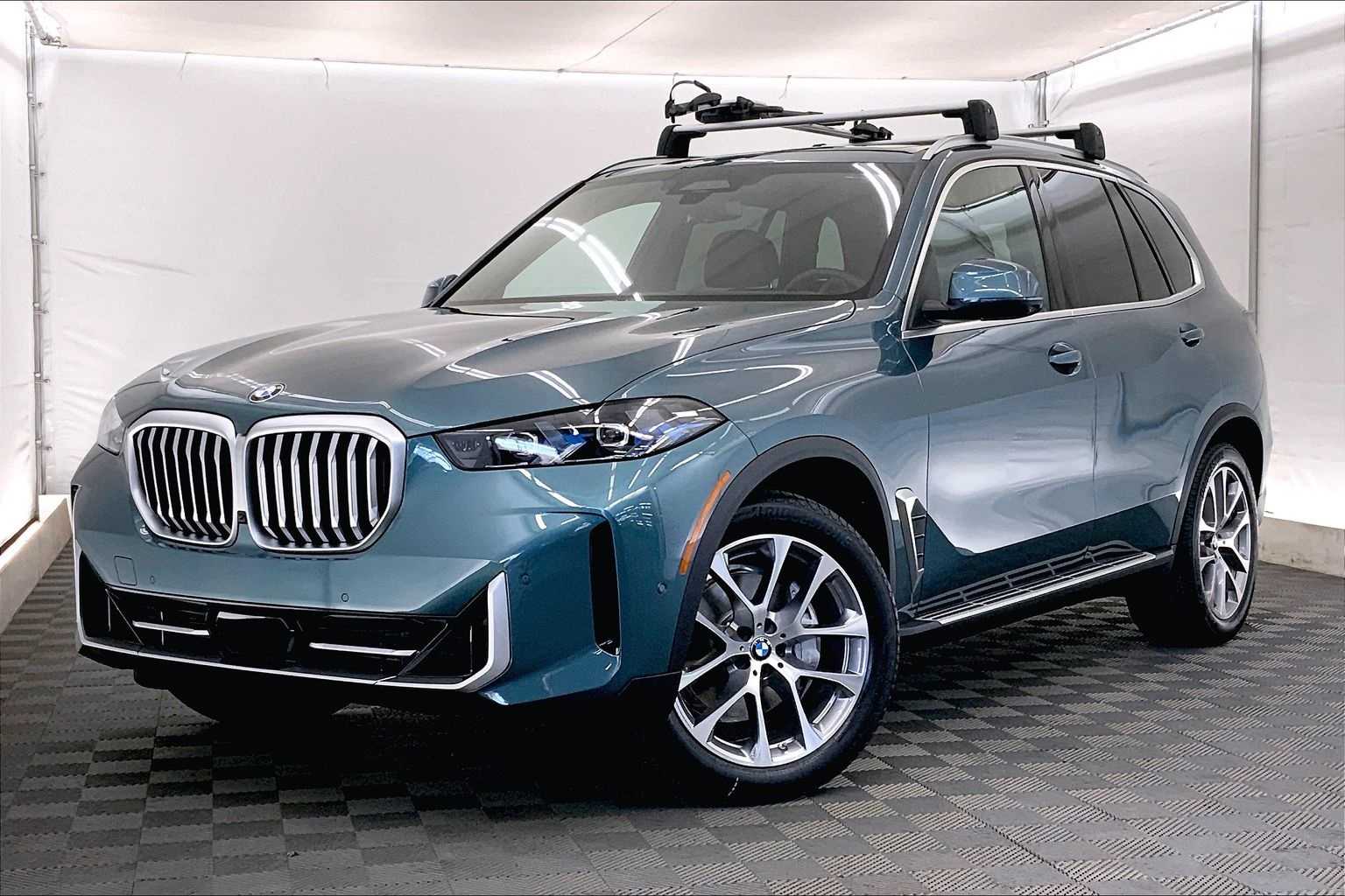 Thumbnail: 2026 BMW X5 - 1